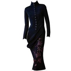Alexander McQueen ''Joan'' Herbst 1998 Asymmetrisches besticktes Kleid