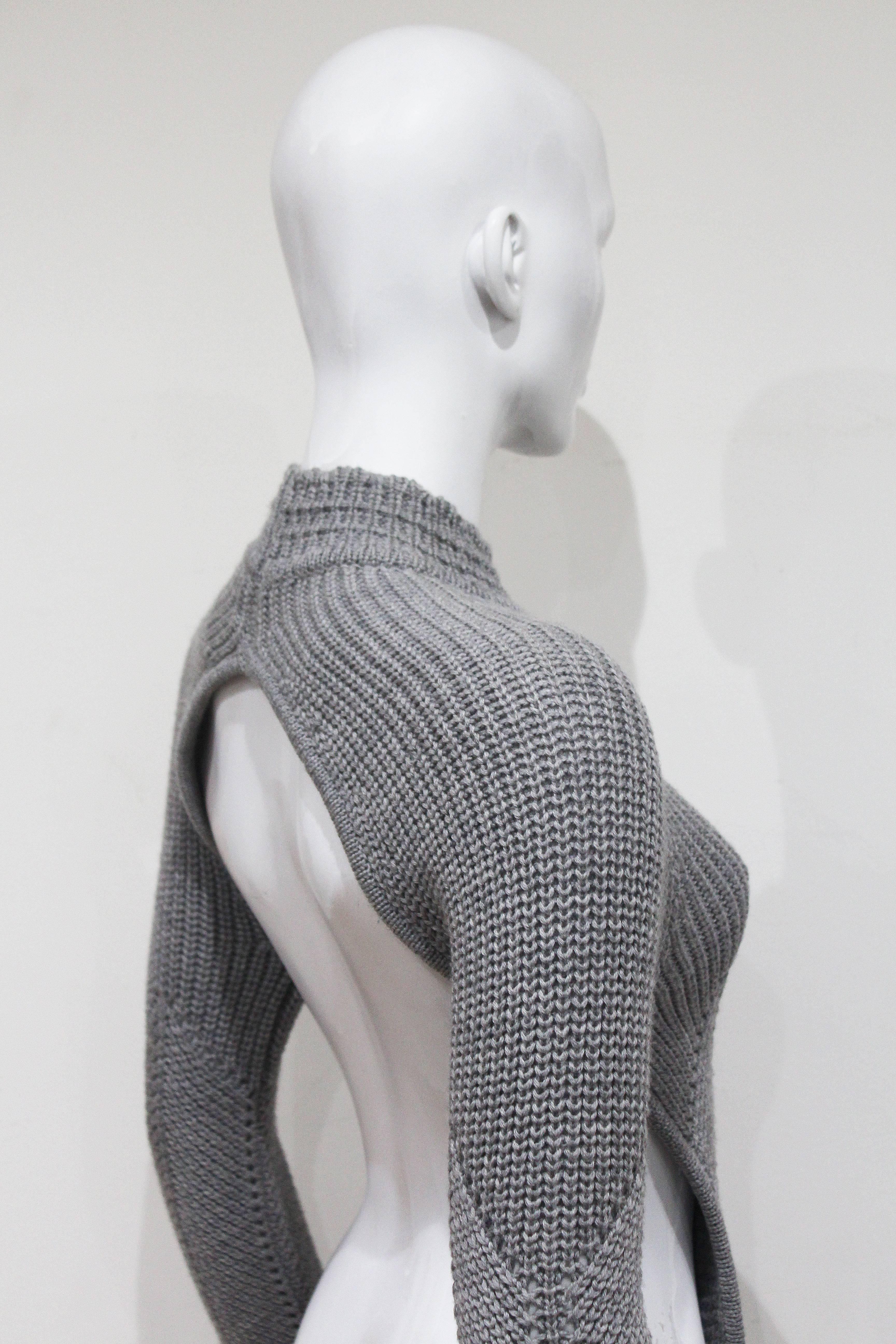 Early Alexander McQueen backless knitted sweater, c. 1990s  In Excellent Condition In London, GB