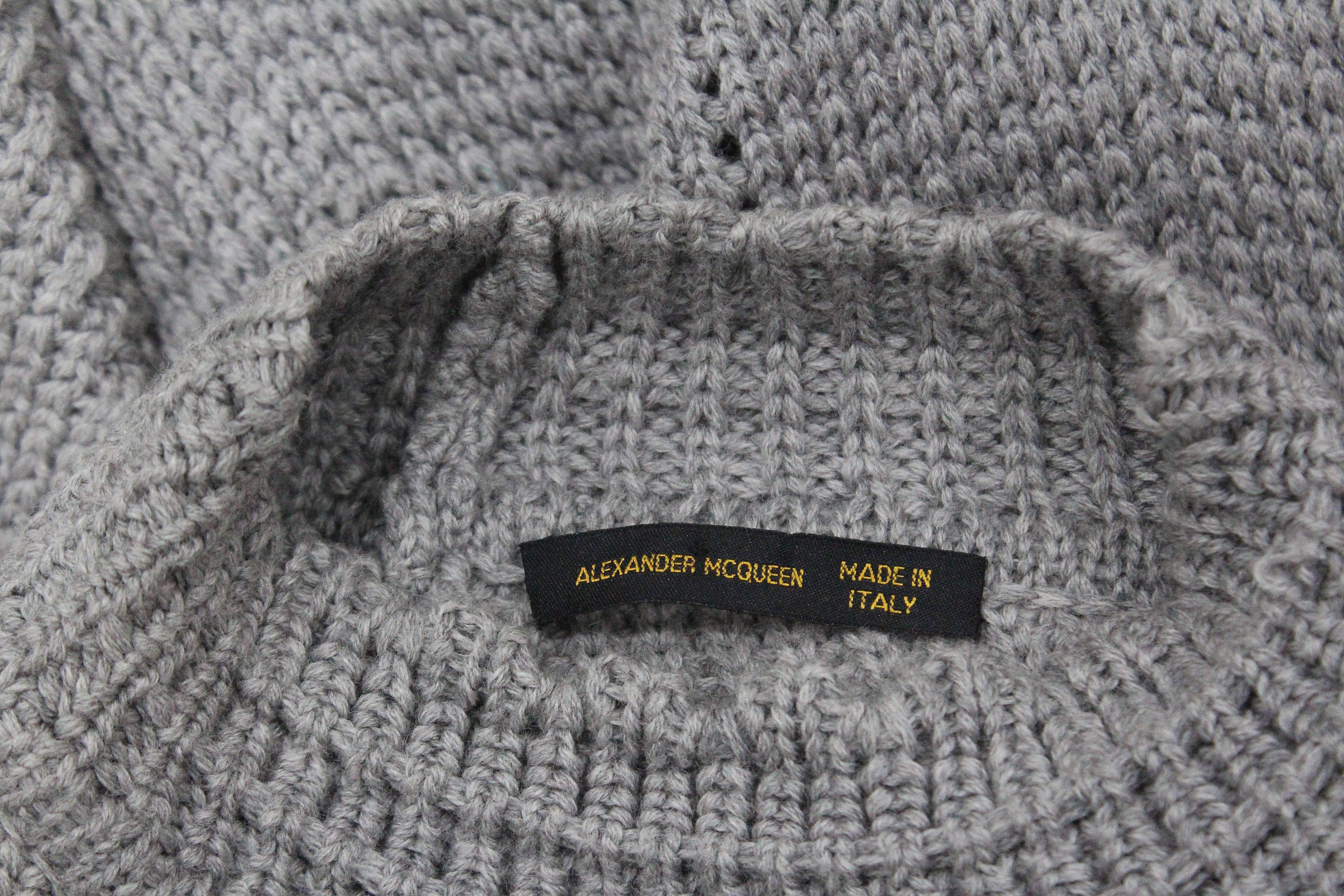 Women's Early Alexander McQueen backless knitted sweater, c. 1990s 