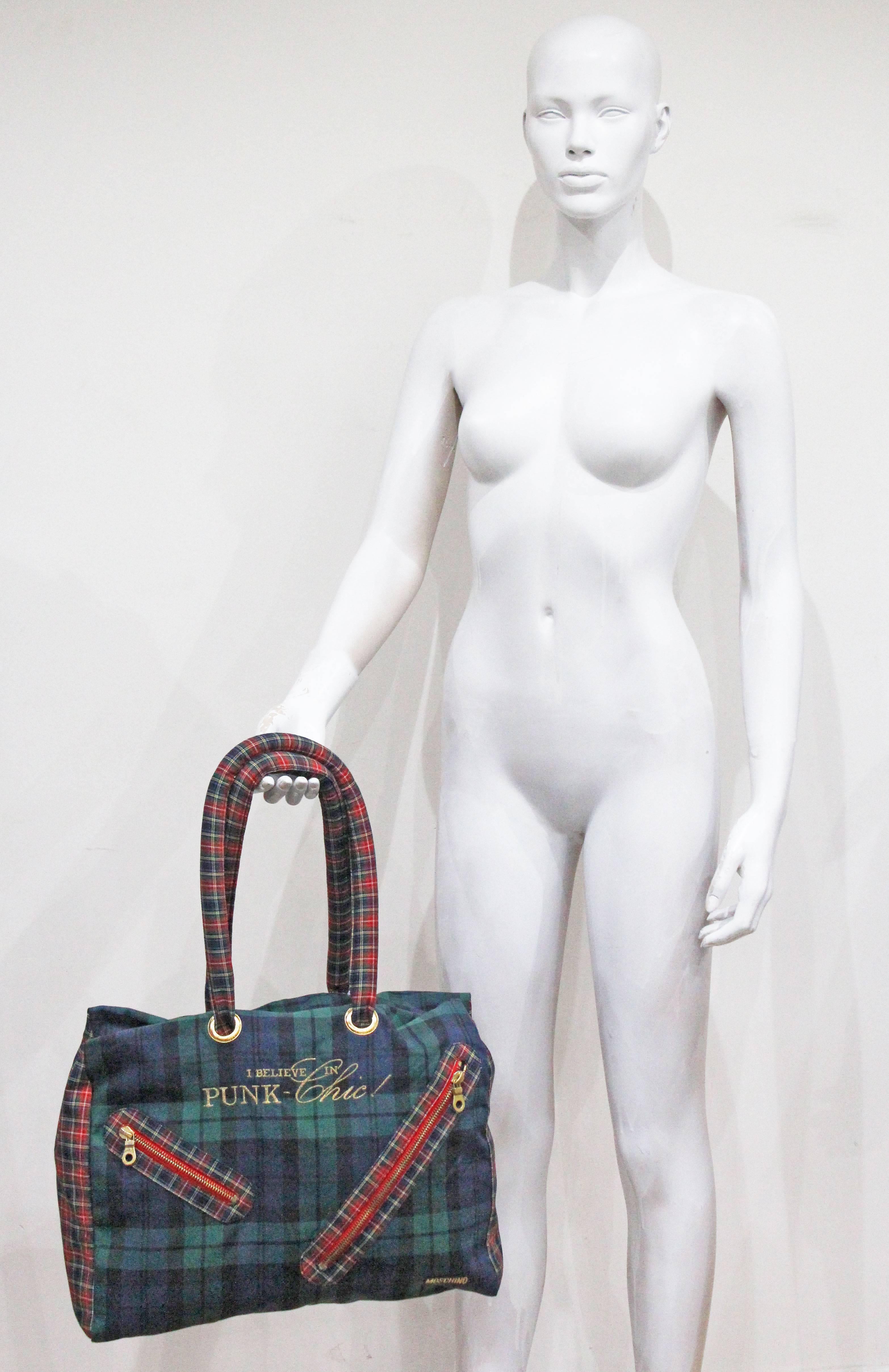 Moschino tartan Punk Chic! large tote bag with purse, c. 1990s  In Excellent Condition In London, GB