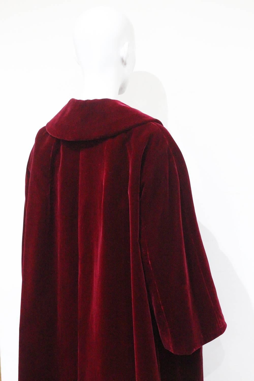 Christian Dior Haute Couture silk velvet opera coat, Autumn/Winter 1956 1