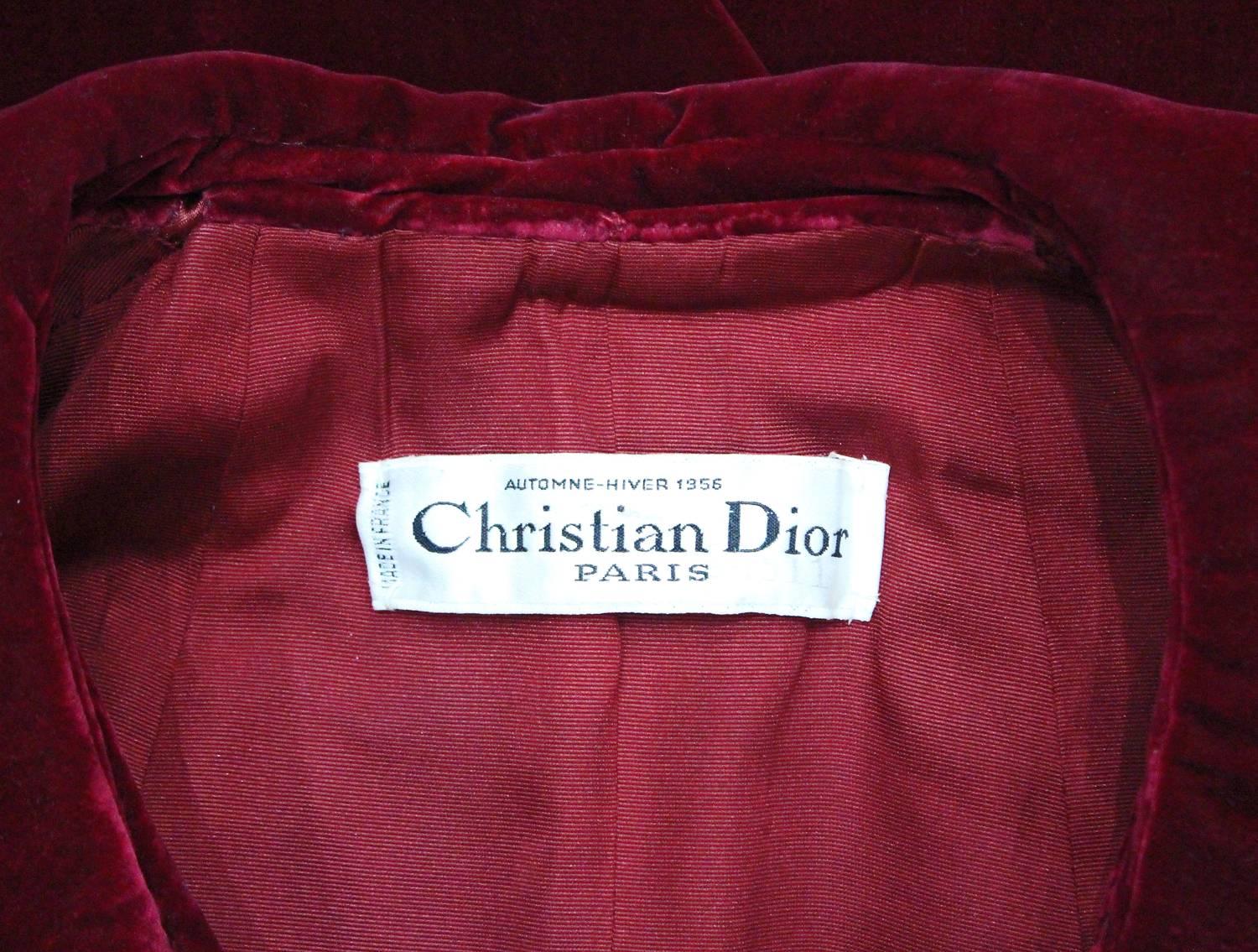 Christian Dior Haute Couture silk velvet opera coat, Autumn/Winter 1956 2