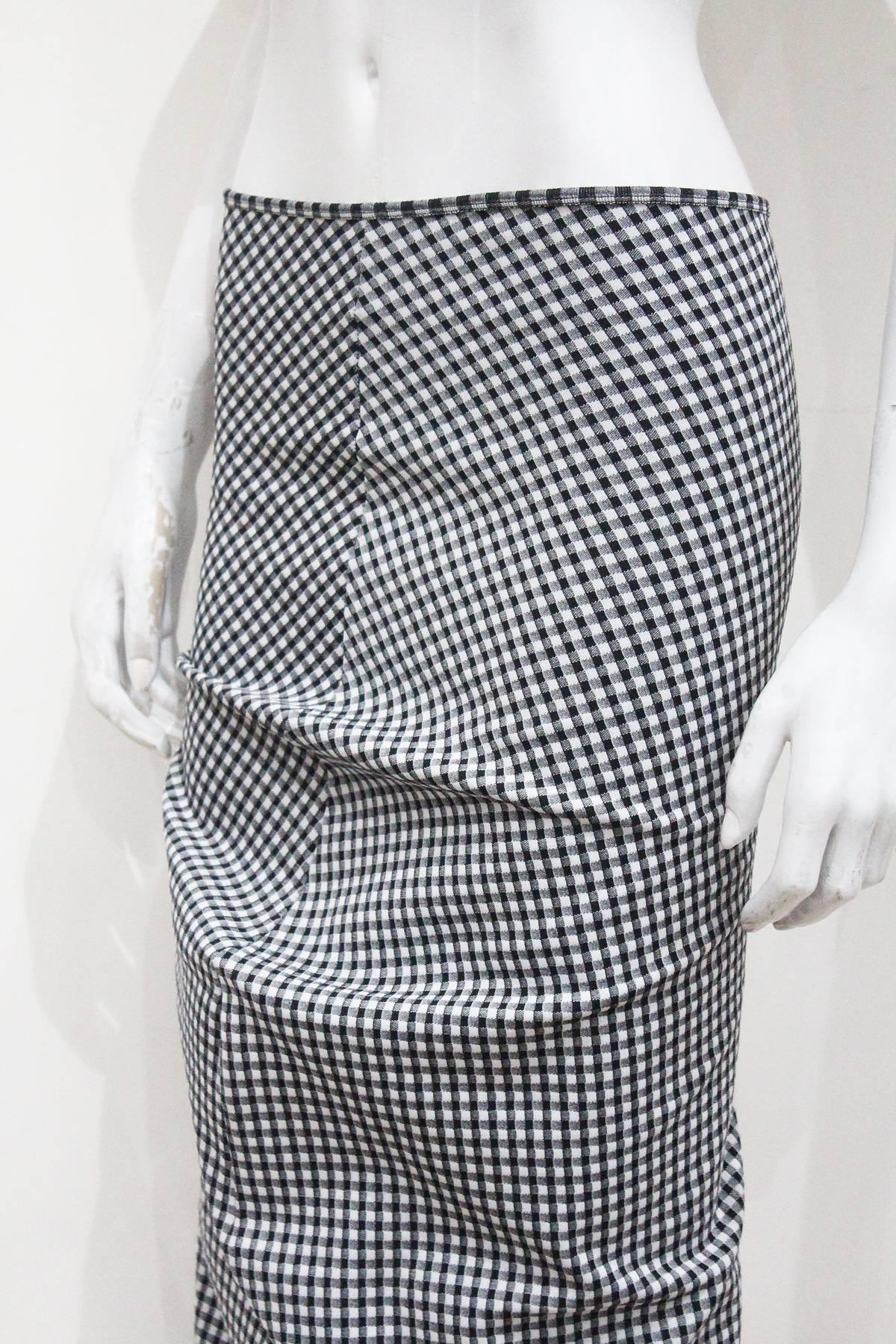 Comme des Garcons 'Body Meets Dress' / 'Bump' collection gingham skirt, c. 1997 In Excellent Condition In London, GB