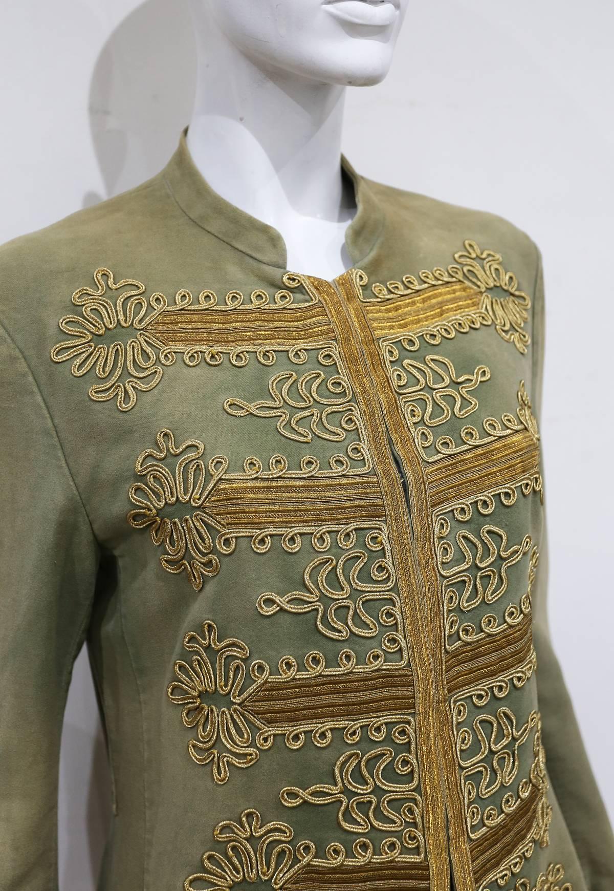 US 10 - UK 14 - EU 42

Features gold lame embroidery in a military style 