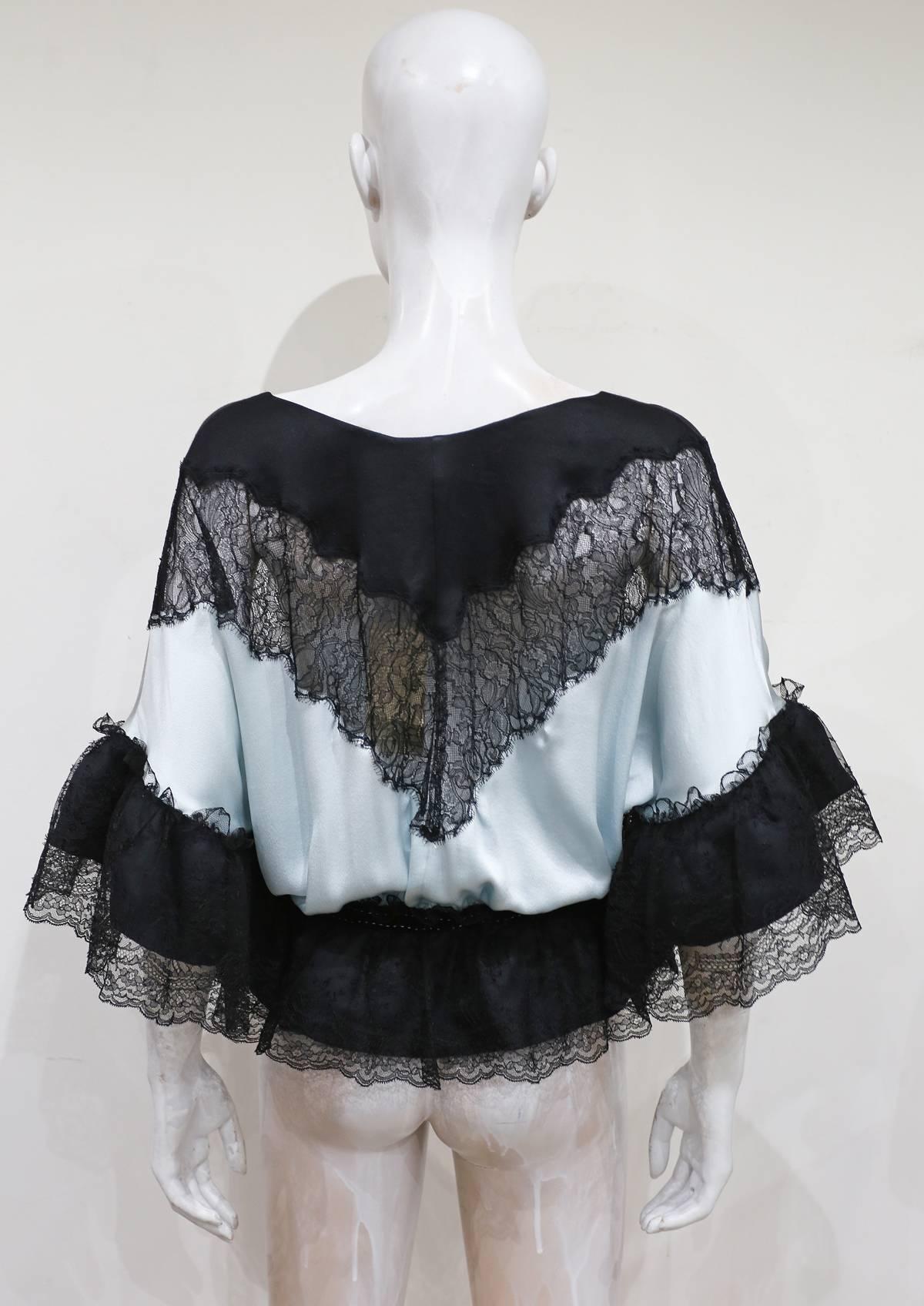 La Perla silk and lace evening blouse, c. 1990s In Excellent Condition In London, GB