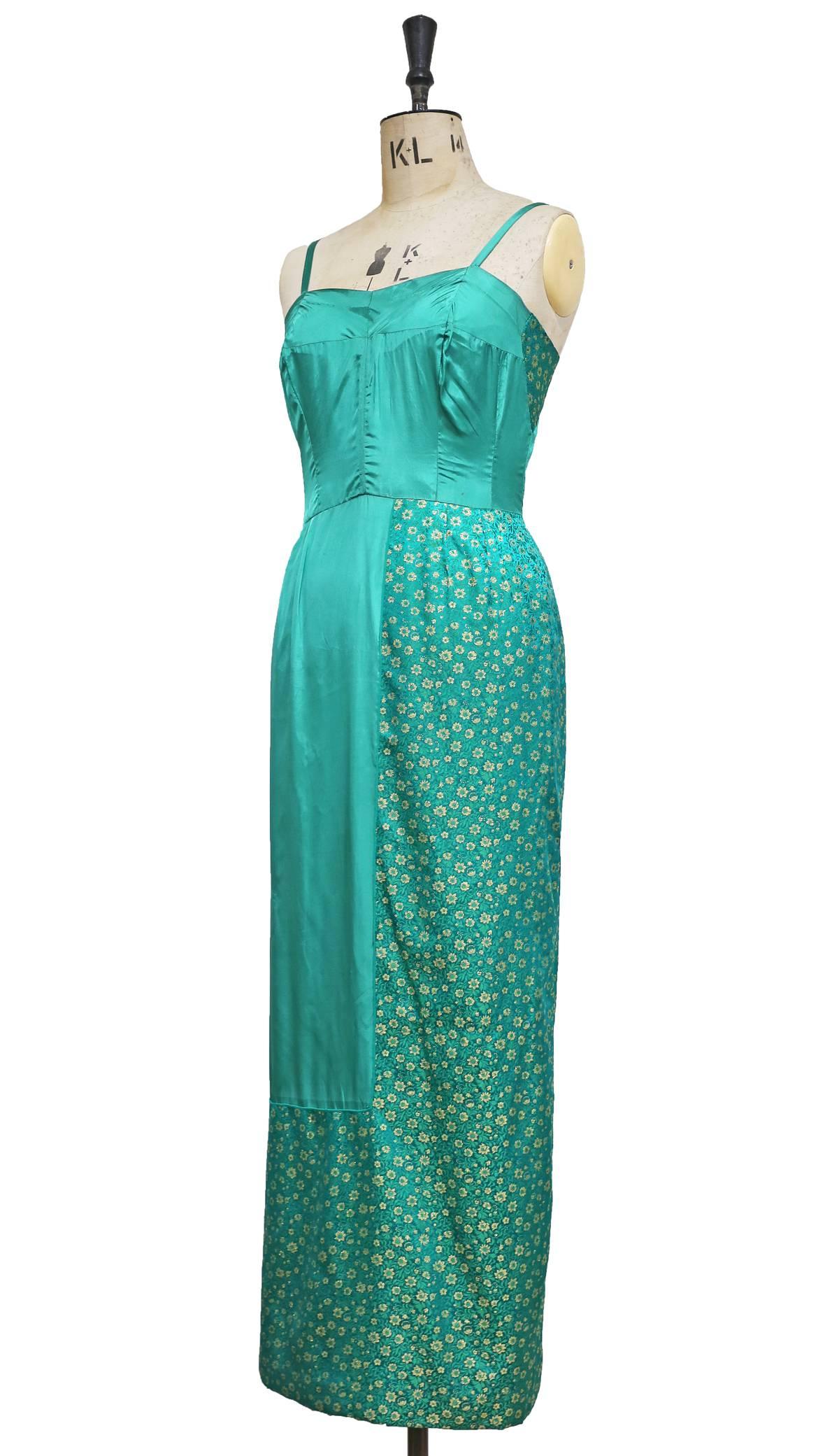 Jean Dessès Haute Couture Abendkleid aus smaragdgrünem und goldenem Seidenbrokat, um 1962 im Angebot 1