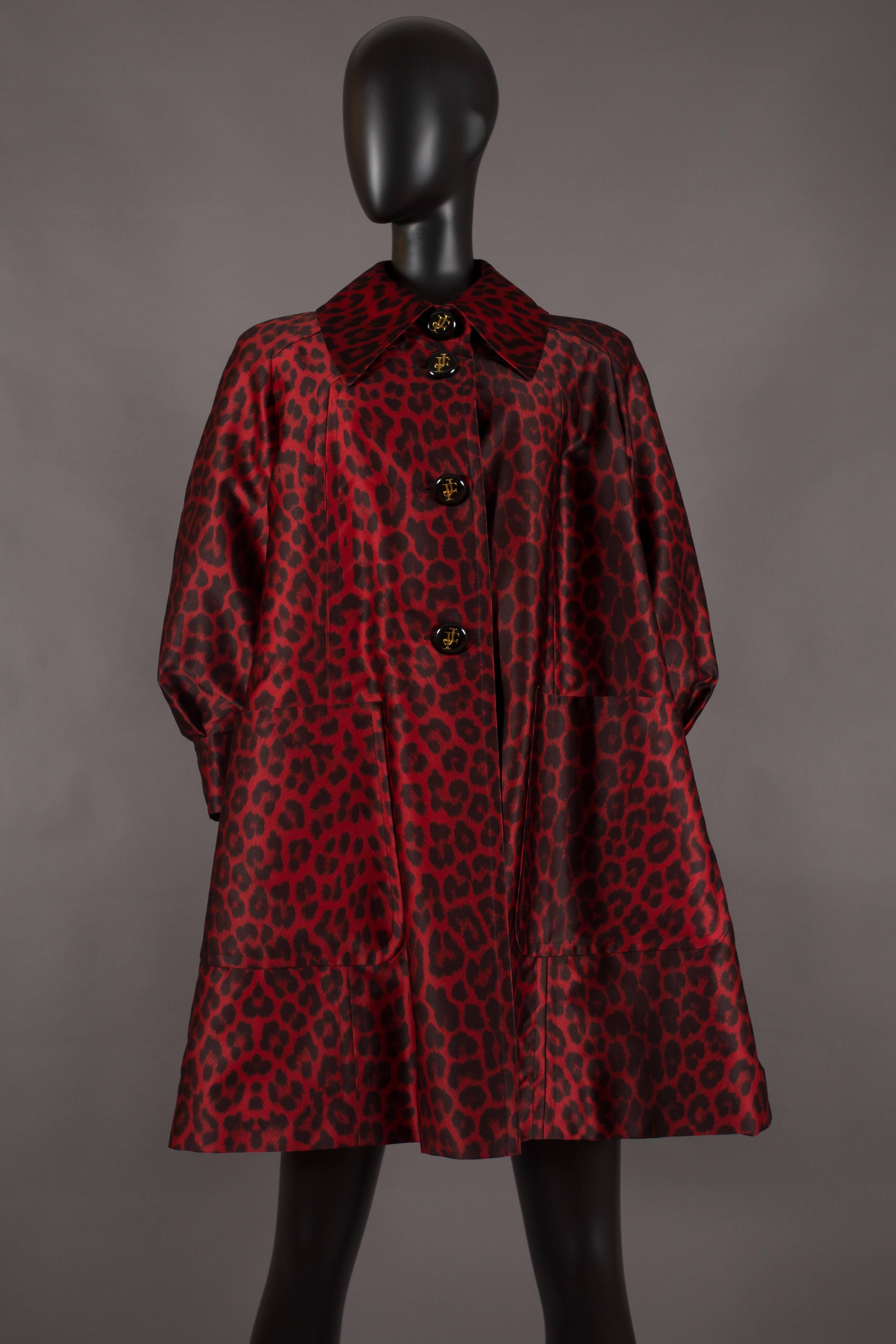 Jaques Fath red leopard print evening silk swing coat, circa 1992 5