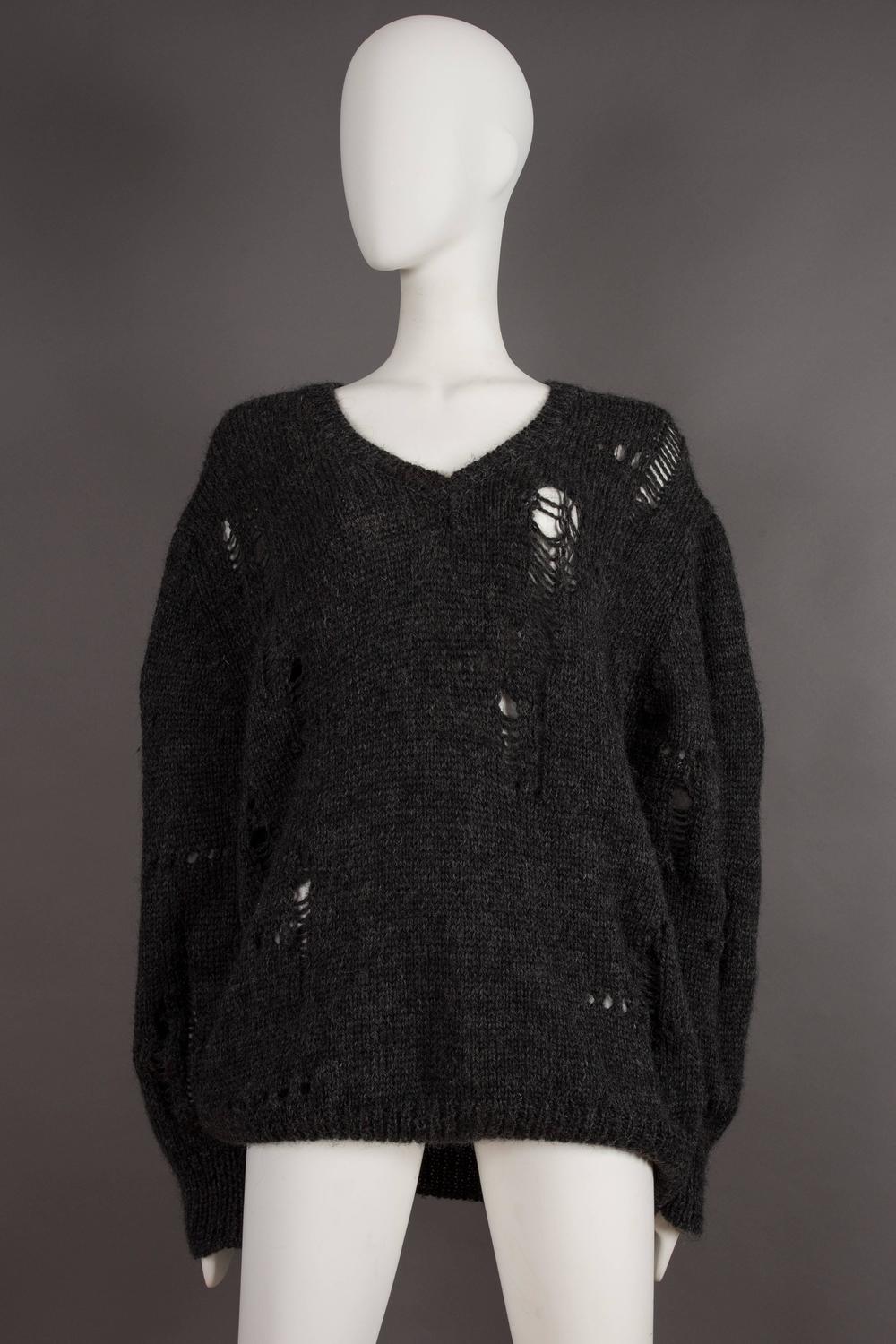 comme des garcons sweater sale