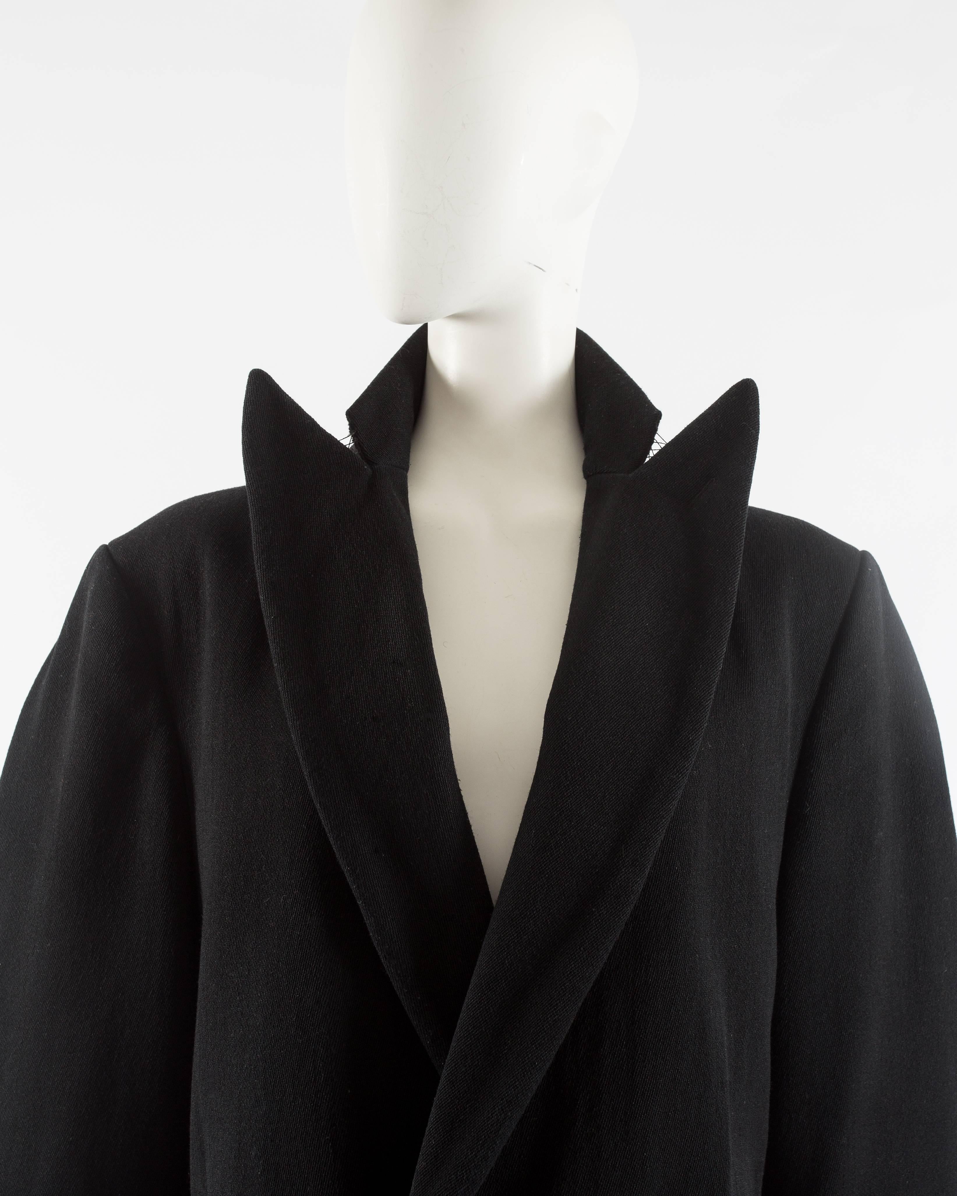 Women's or Men's Martin Margiela black wool coat with exaggerated collar, fw 1996 For Sale