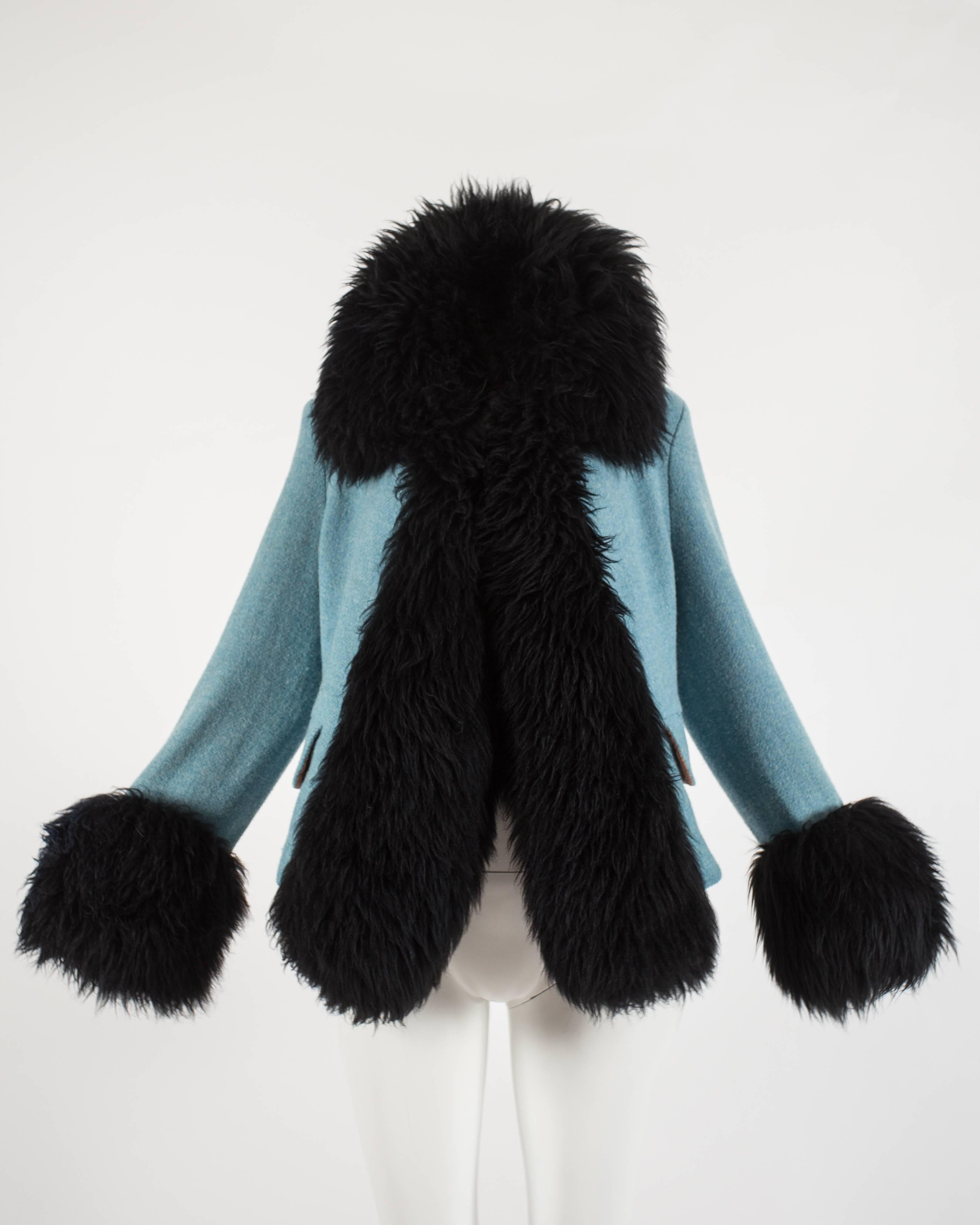 Vivienne Westwood Autumn-Winter 1991 blue Harris Tweed jacket with black sheepskin

- oversized sheepskin collar and cuffs
- 1 hook-and-eye closure 
