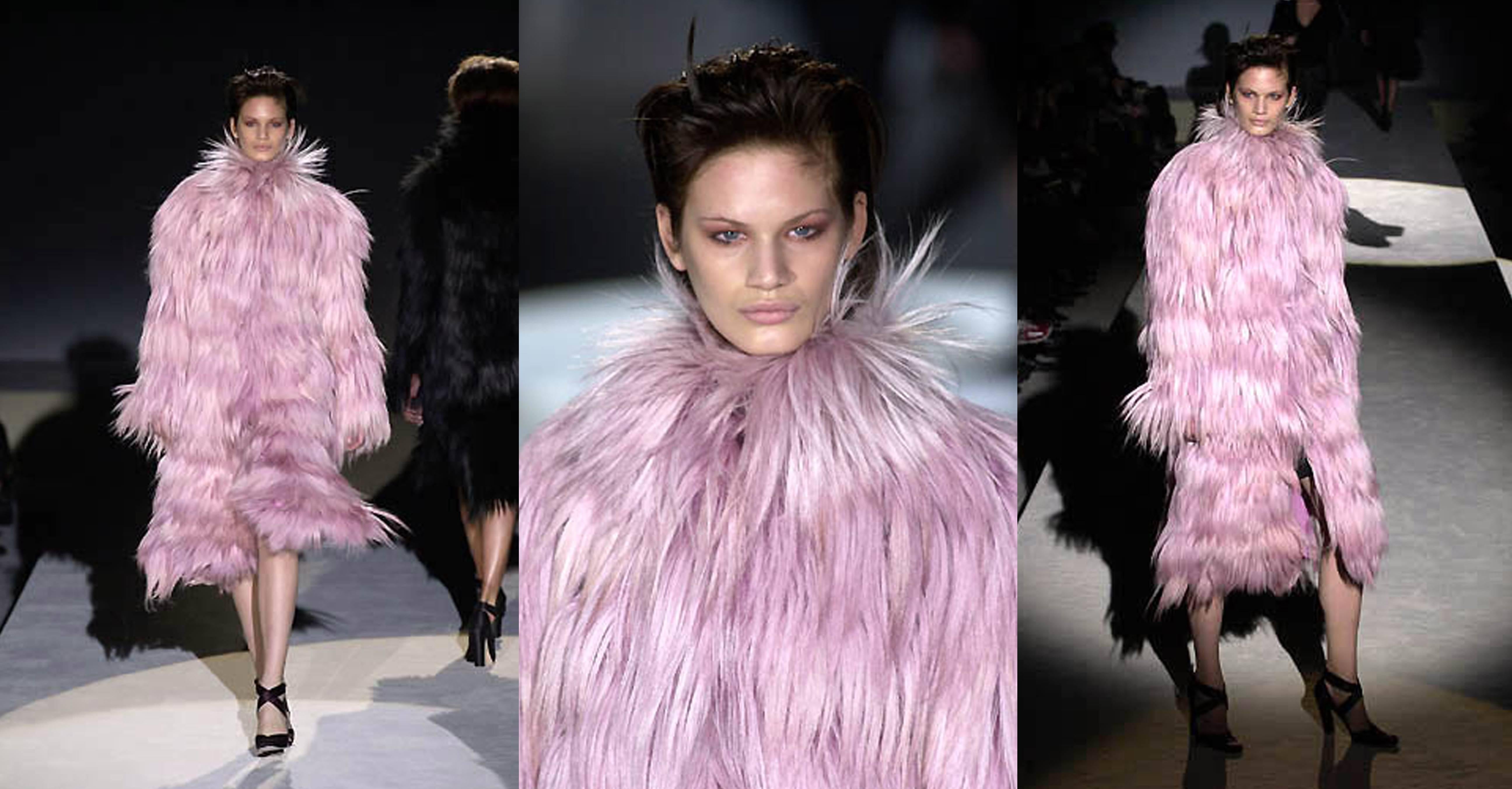 A fine and rare runway Tom Ford for Gucci fur coat in dusty pink Kidassia goat fur and lined in 100% pink silk. From the Autumn/Winter 2001 runway collection in Milan. 

Sizing: IT 42 / UK 10 / US 6 / FR 38