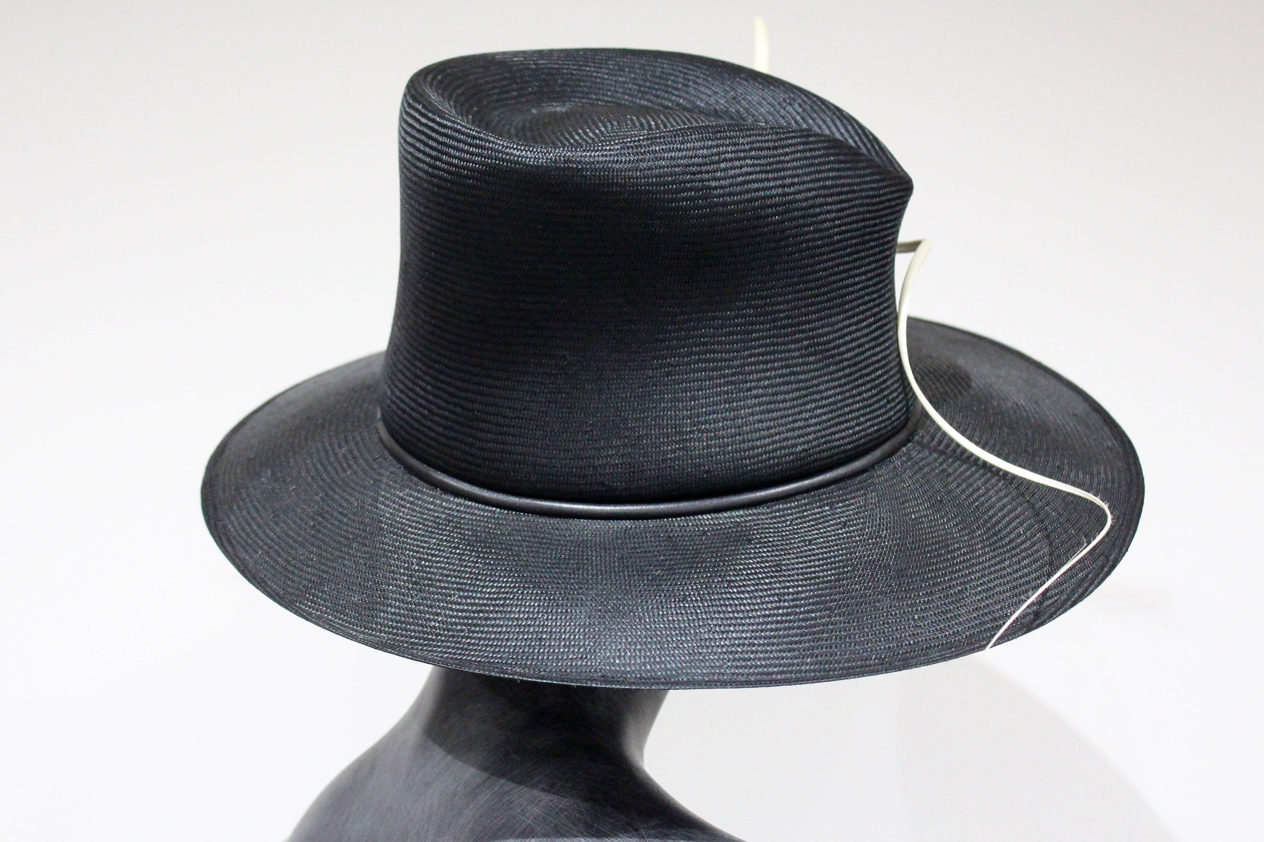 Philip Treacy Dress Hat In Excellent Condition In London, GB