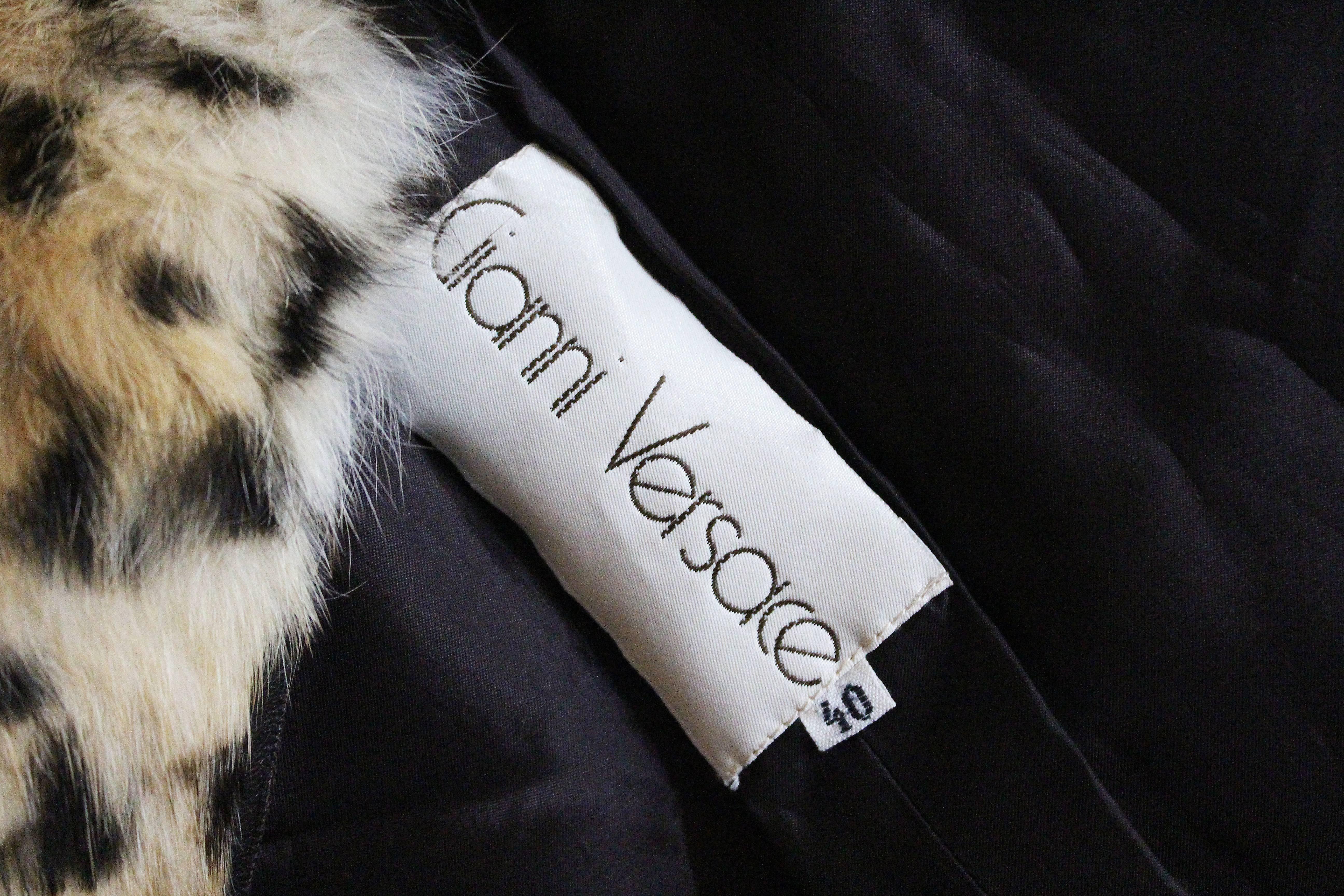 Gianni Versace gillet en fourrure imprimé léopard des années 1980 Bon état - En vente à London, GB