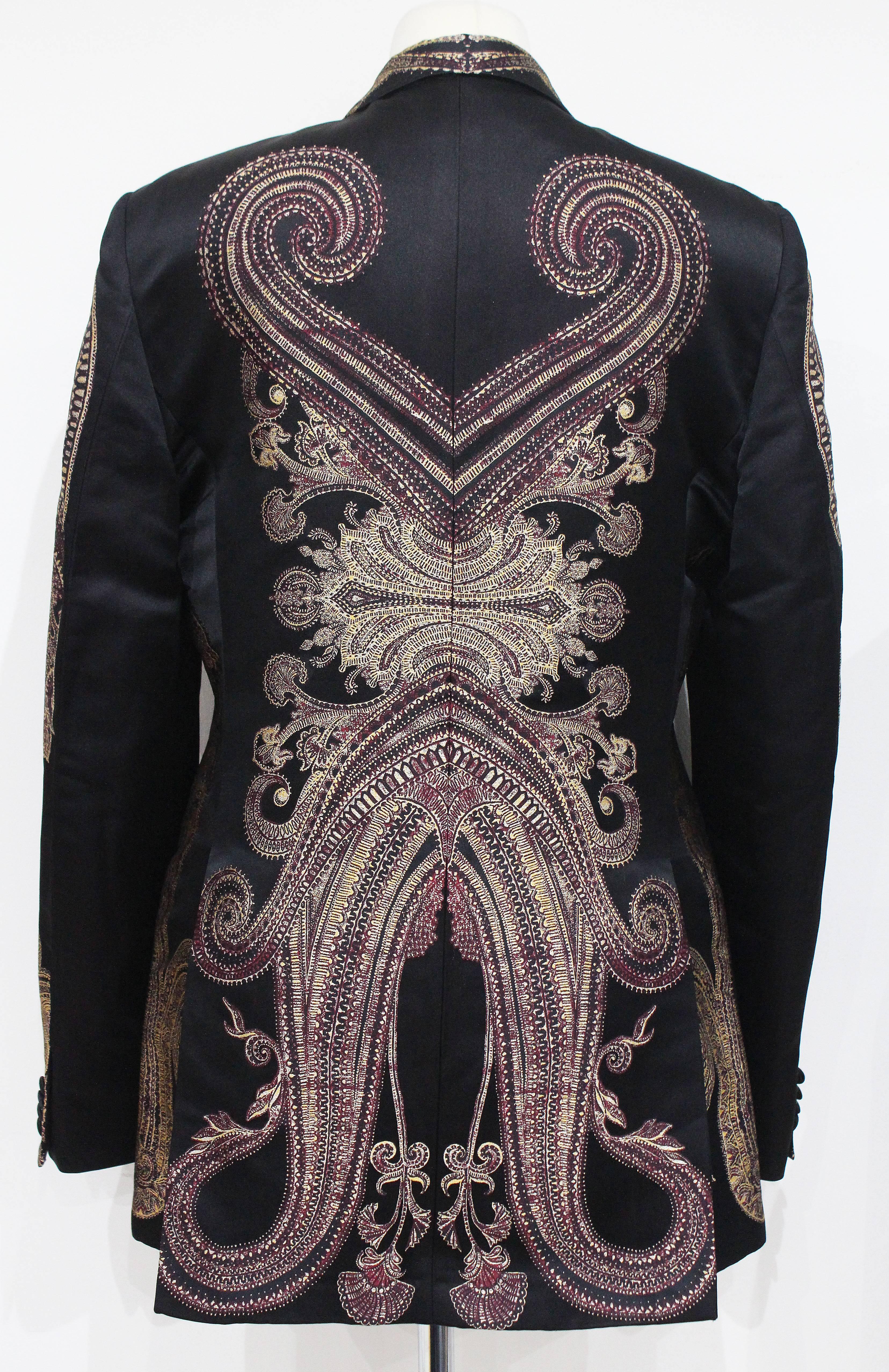 Exceptional Alexander McQueen Mens Silk Tuxedo Jacket c. 2008 In Excellent Condition In London, GB