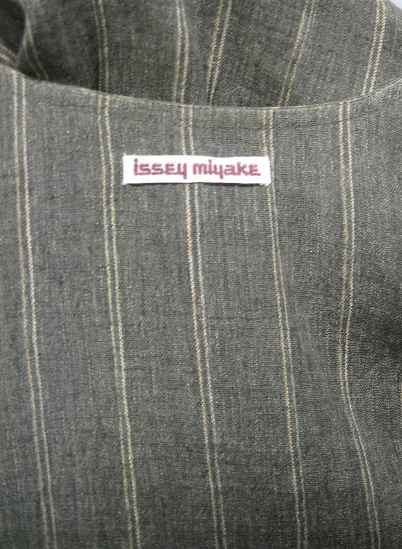 Issey Miyake Linen Striped Draped Open Jacket 2
