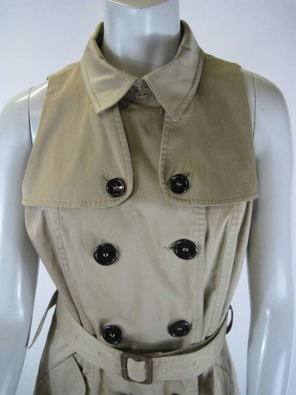 Burberry Sleeveless Trench Coat Dress at 1stDibs | burberry sleeveless ...