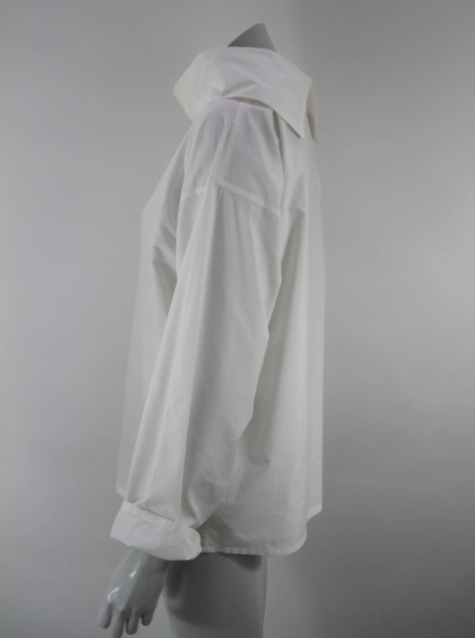 Issey Miyake Plantation White Cotton Shirt with Oversize Collar In Excellent Condition In Oakland, CA