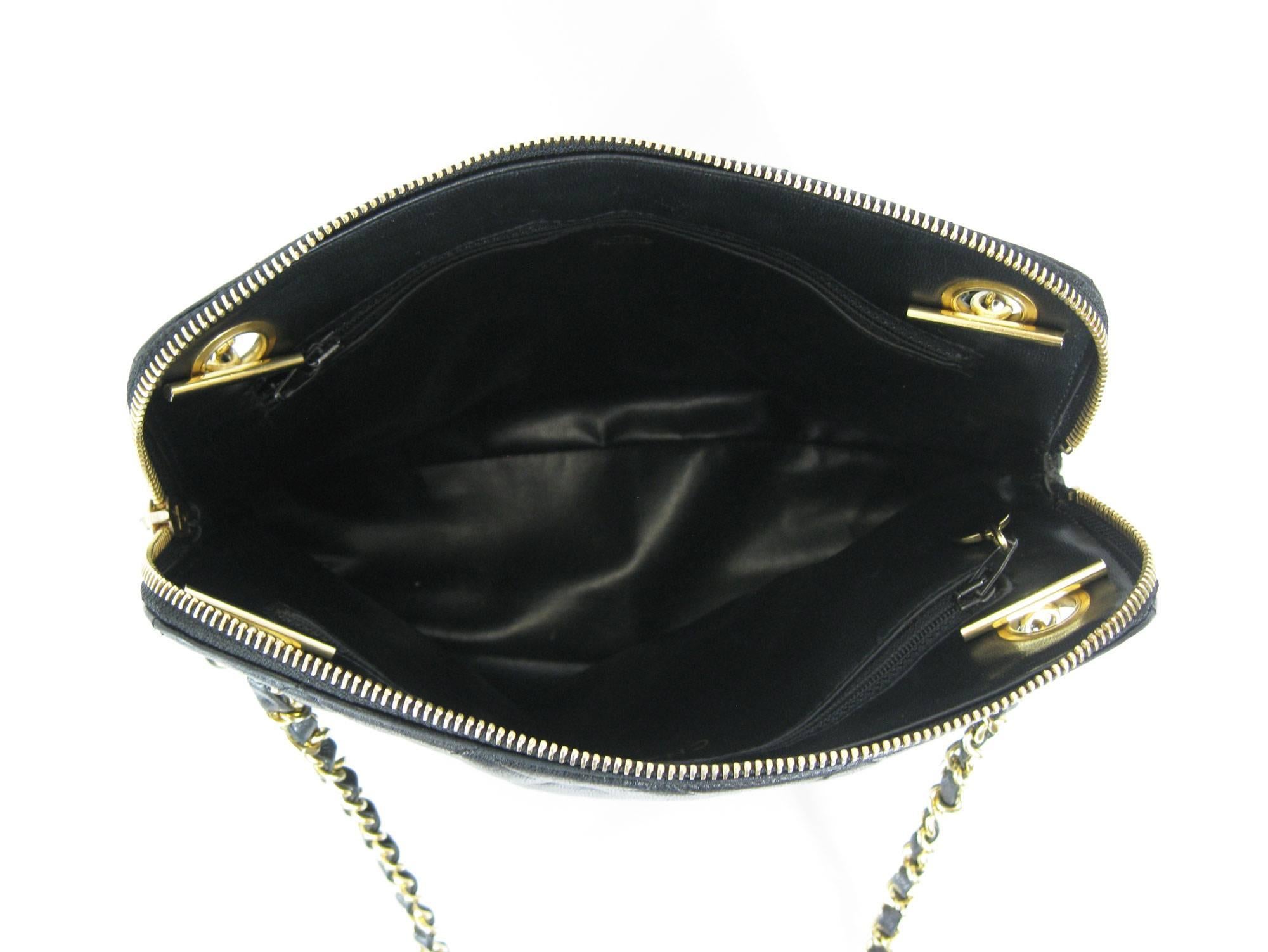 Chanel Black Quilted Medium Lambskin Leather Chain Handbag Purse In Good Condition In Oakland, CA