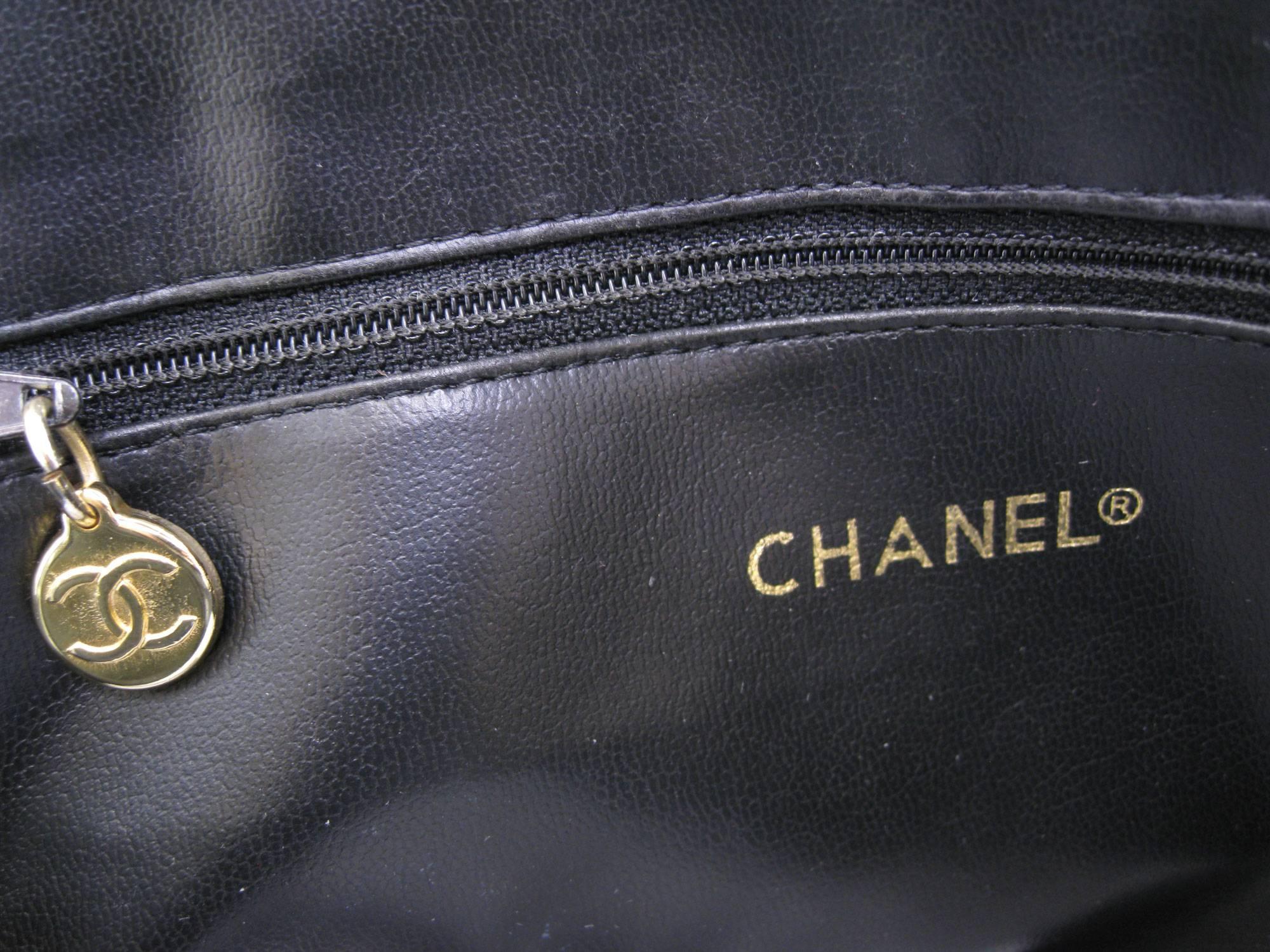 Chanel Black Quilted Medium Lambskin Leather Chain Handbag Purse 2