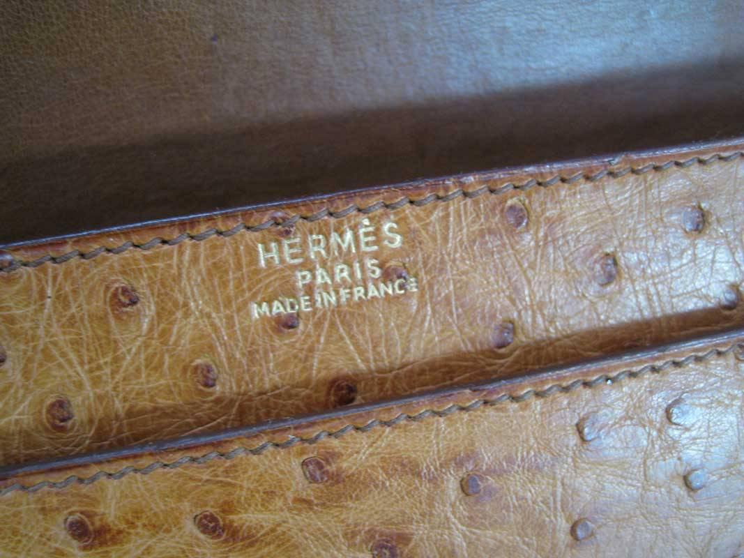 Hermes Vintage Ostrich Leather Shoulder Bag For Sale 2