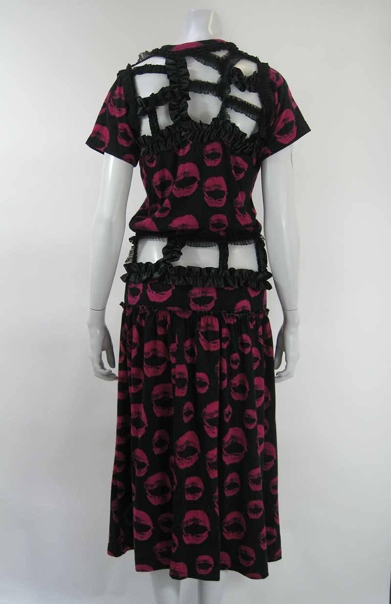 Comme des Garcons 2008 Ribbon Kiss Dress In Excellent Condition For Sale In Oakland, CA