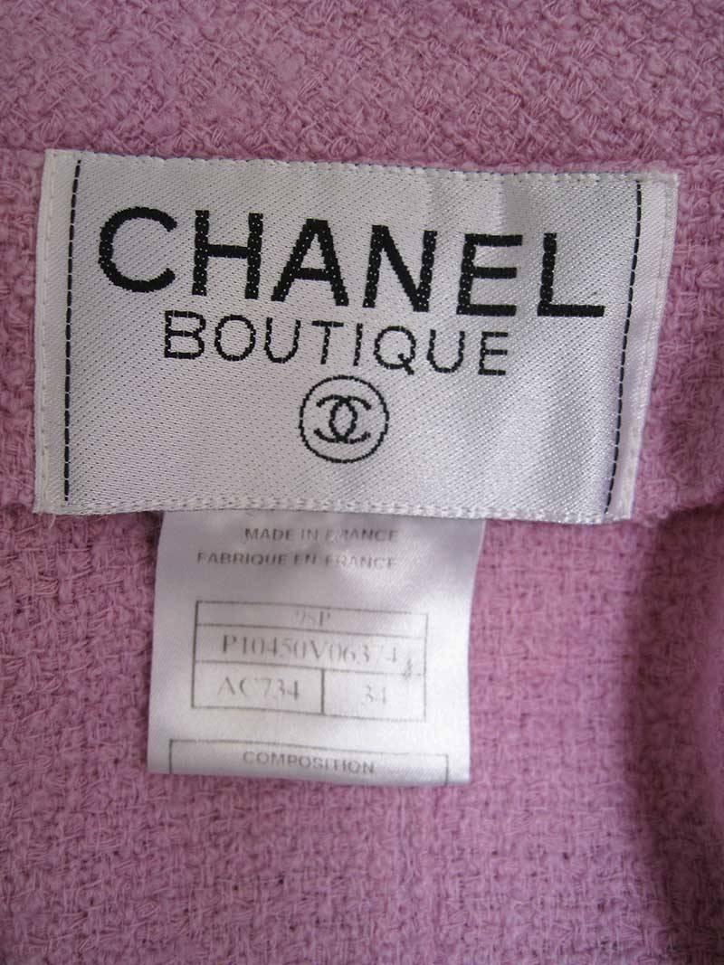 Chanel Boutique Lavender Wool Boucle Suit 2