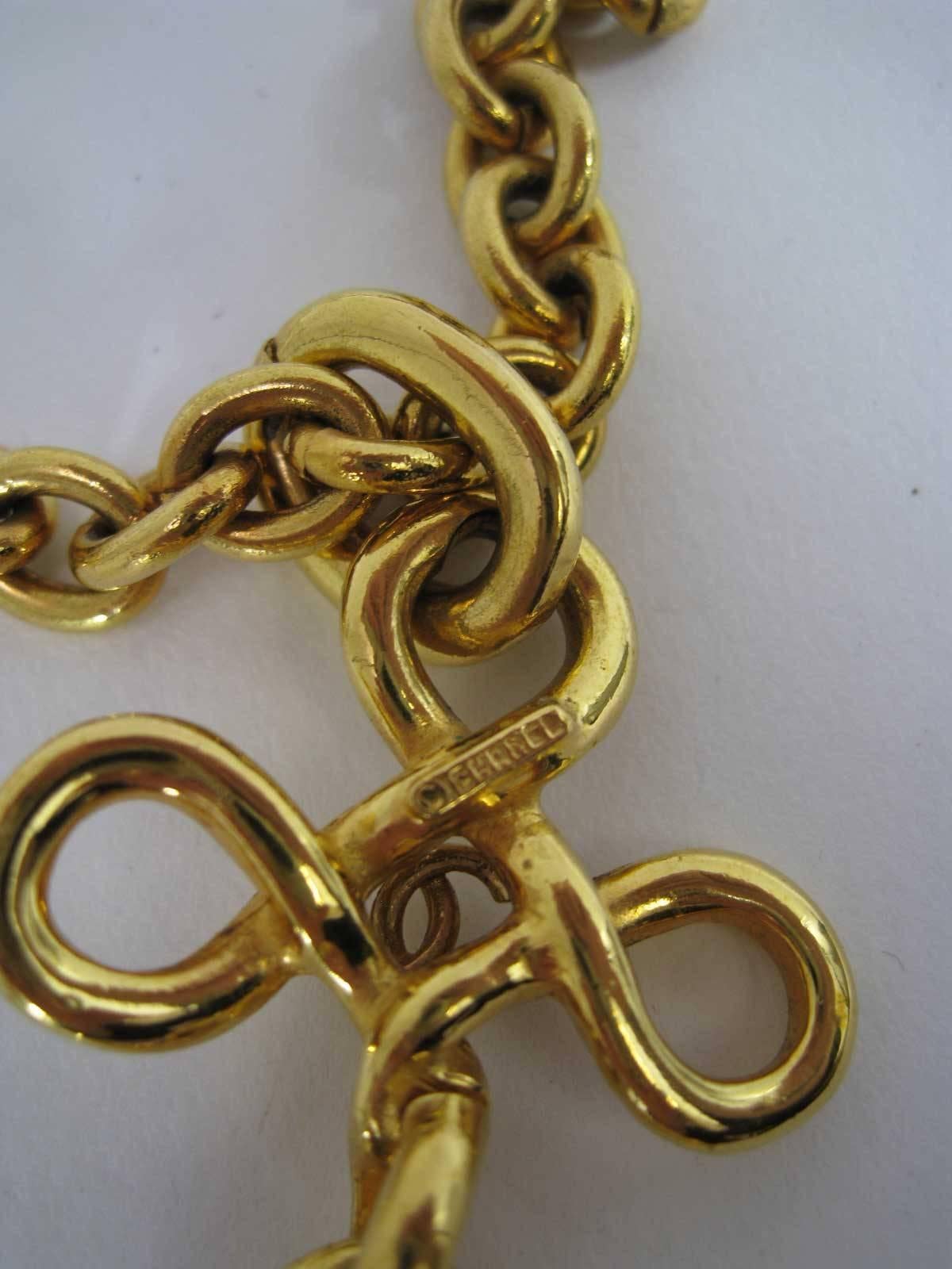 gold magnifying glass necklace