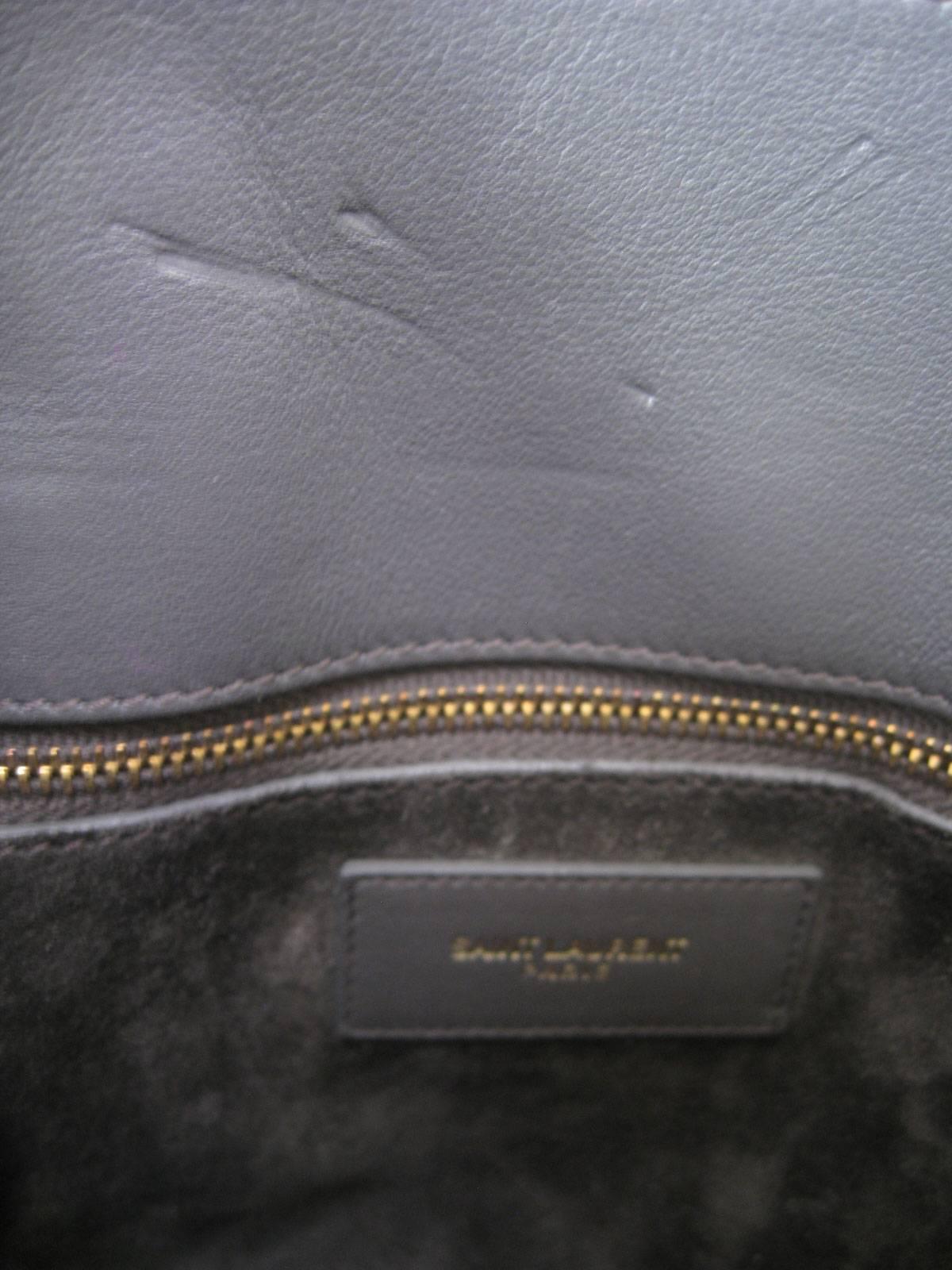 Saint Laurent Baby Sac De Jour Gray Leather Handbag Purse  In Good Condition For Sale In Oakland, CA