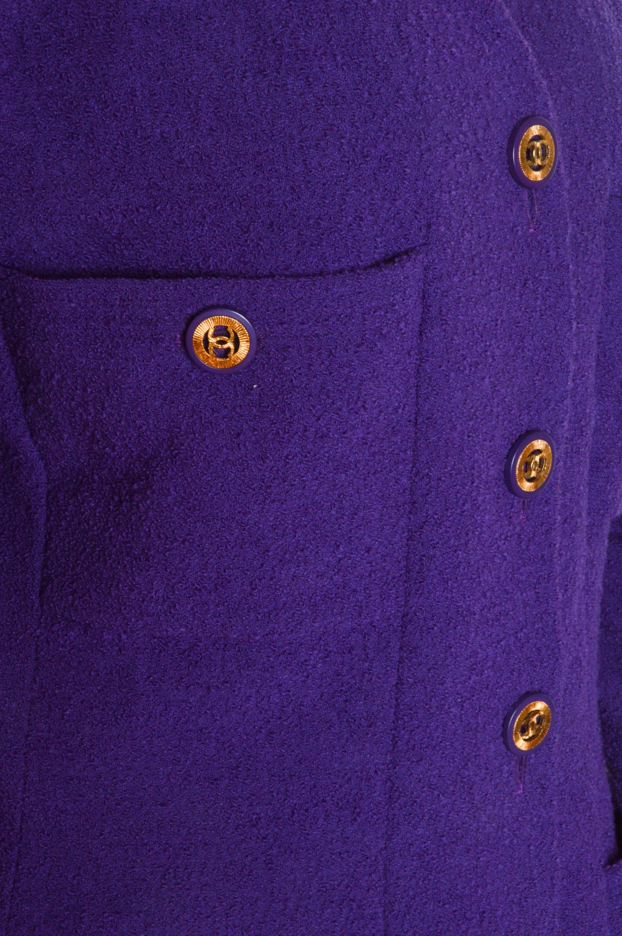 Chanel Purple Wool Boucle Suit In Excellent Condition In Oakland, CA