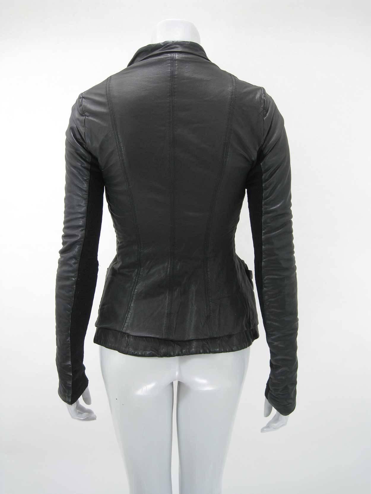 Rick Owens - Veste de motard asymétrique en cuir noir Pour femmes en vente