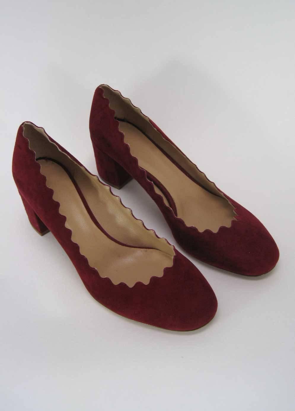 Chloe Burgundy Suede Lauren Heels with Scalloped Edges 39 In Good Condition In Oakland, CA