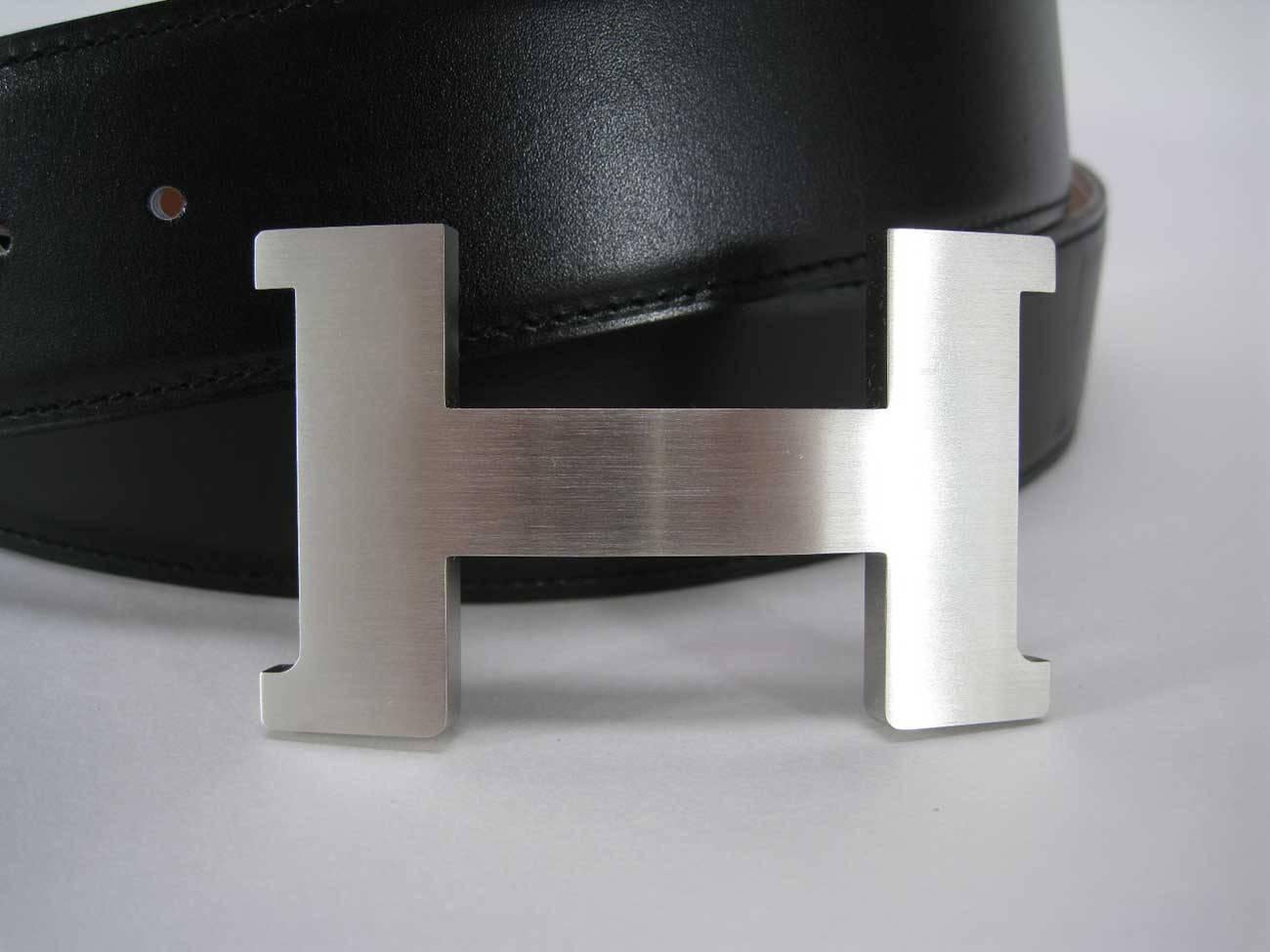 Hermes H Belt Buckle & Wide Reversible Leather Strap In Good Condition In Oakland, CA