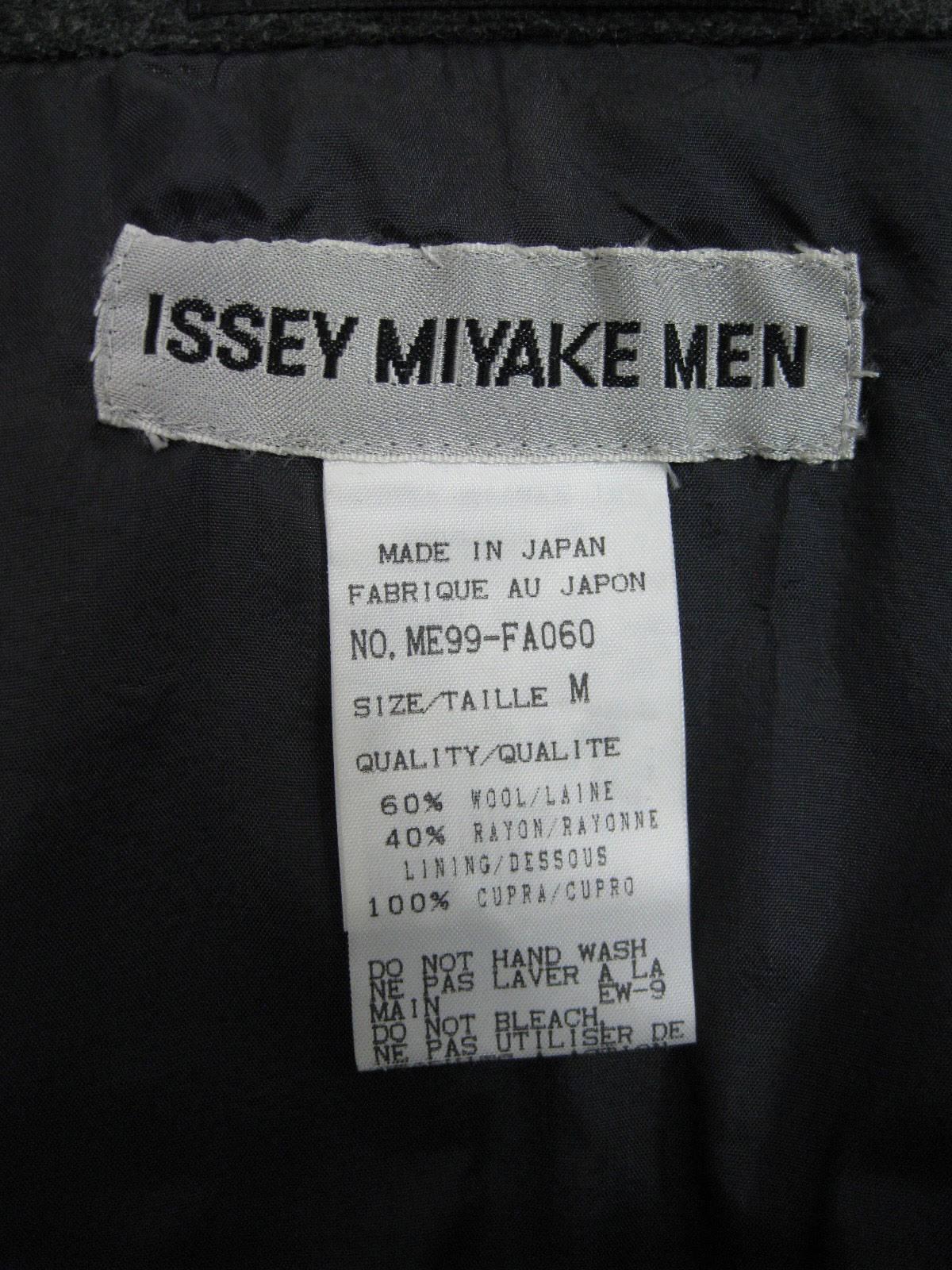 Issey Miyake Grey Wool Coat Trench w White Stitching Pleats For Sale 3