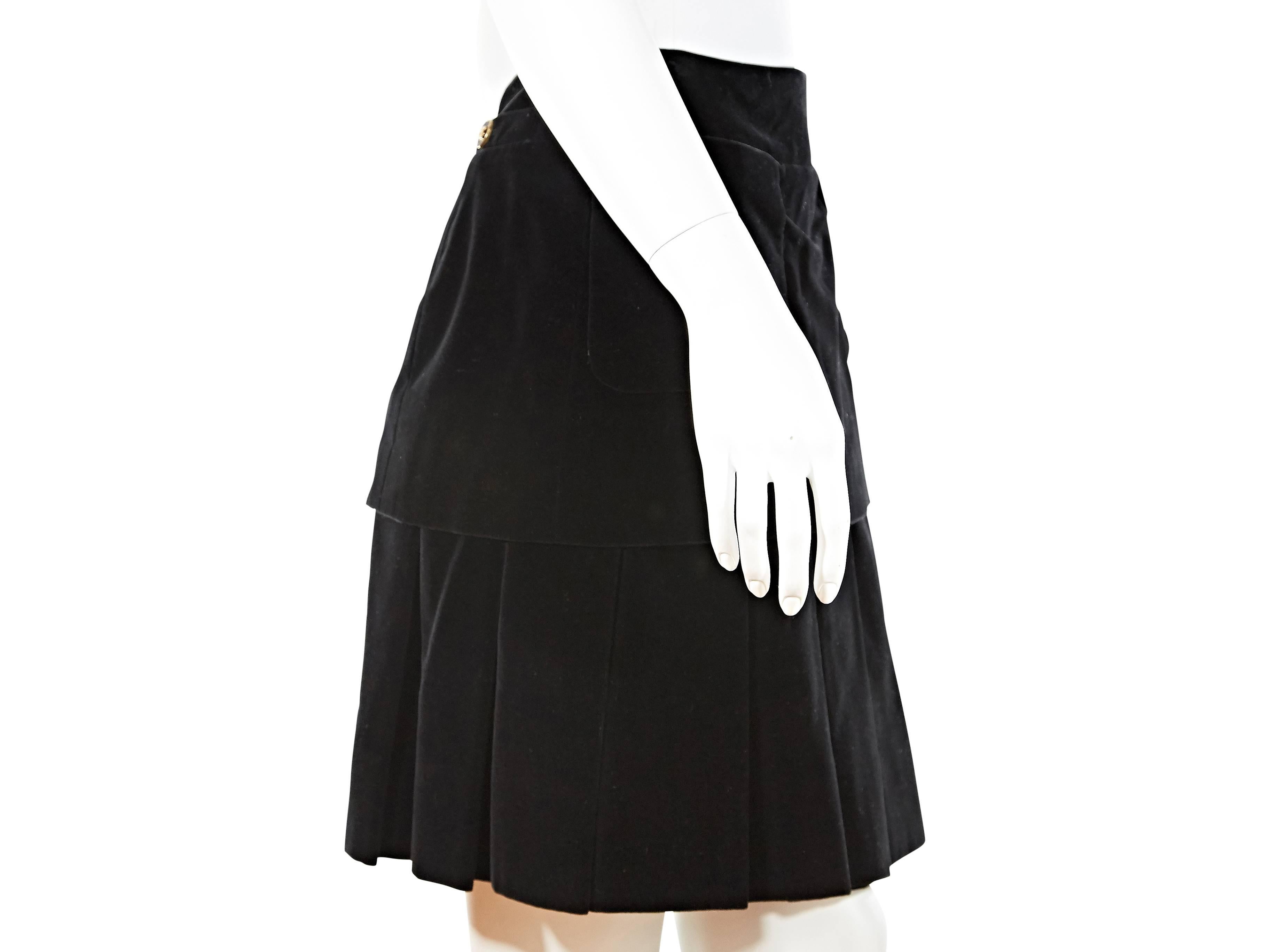 Black Chanel Velvet Pleated Skirt In Excellent Condition In New York, NY