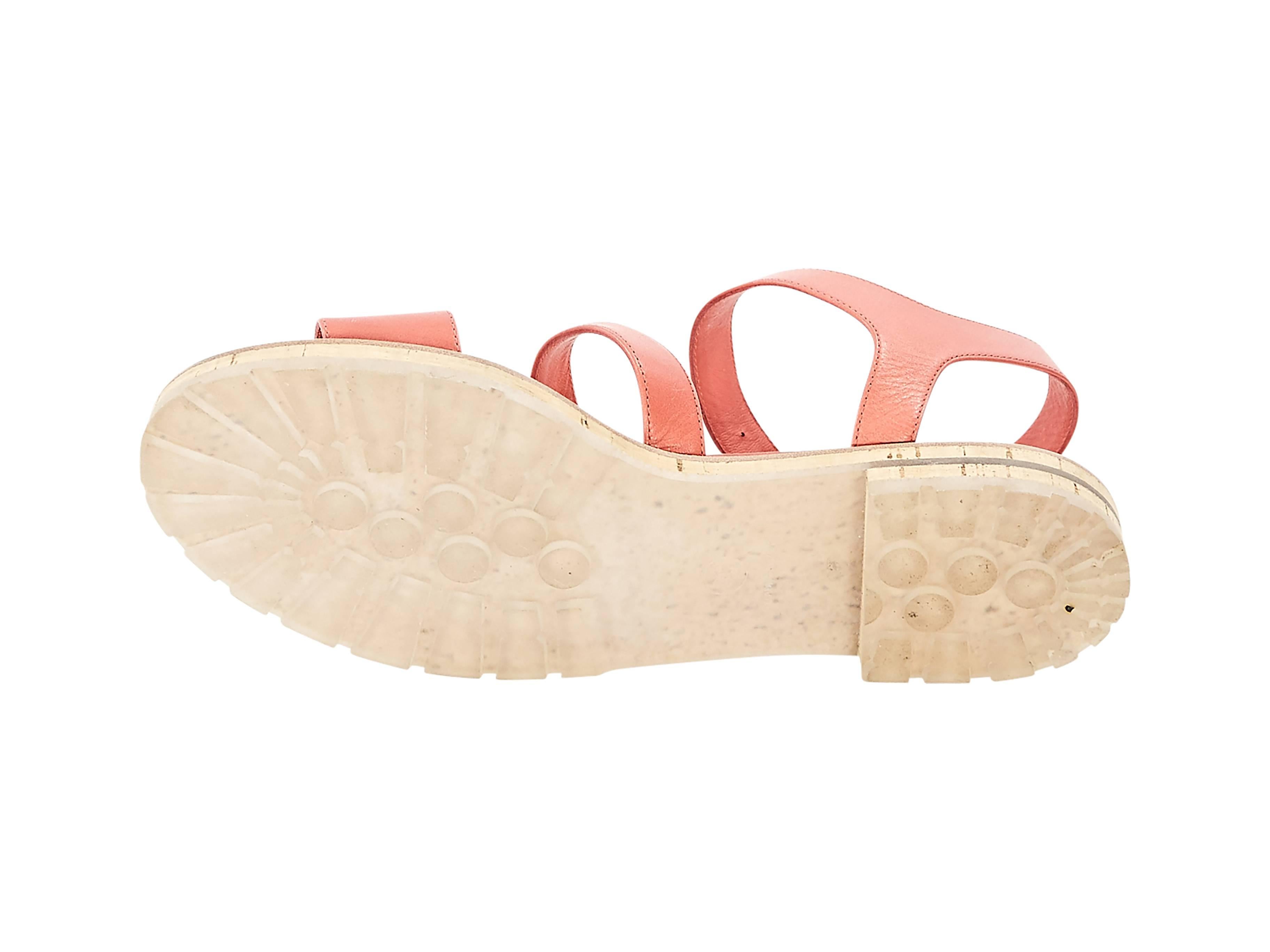 Coral Chanel Leather Flat Sandals In Excellent Condition In New York, NY