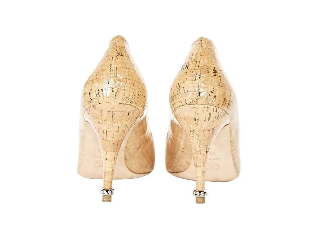 Chanel Glazed Cork Cap-Toe Pumps In Good Condition In New York, NY