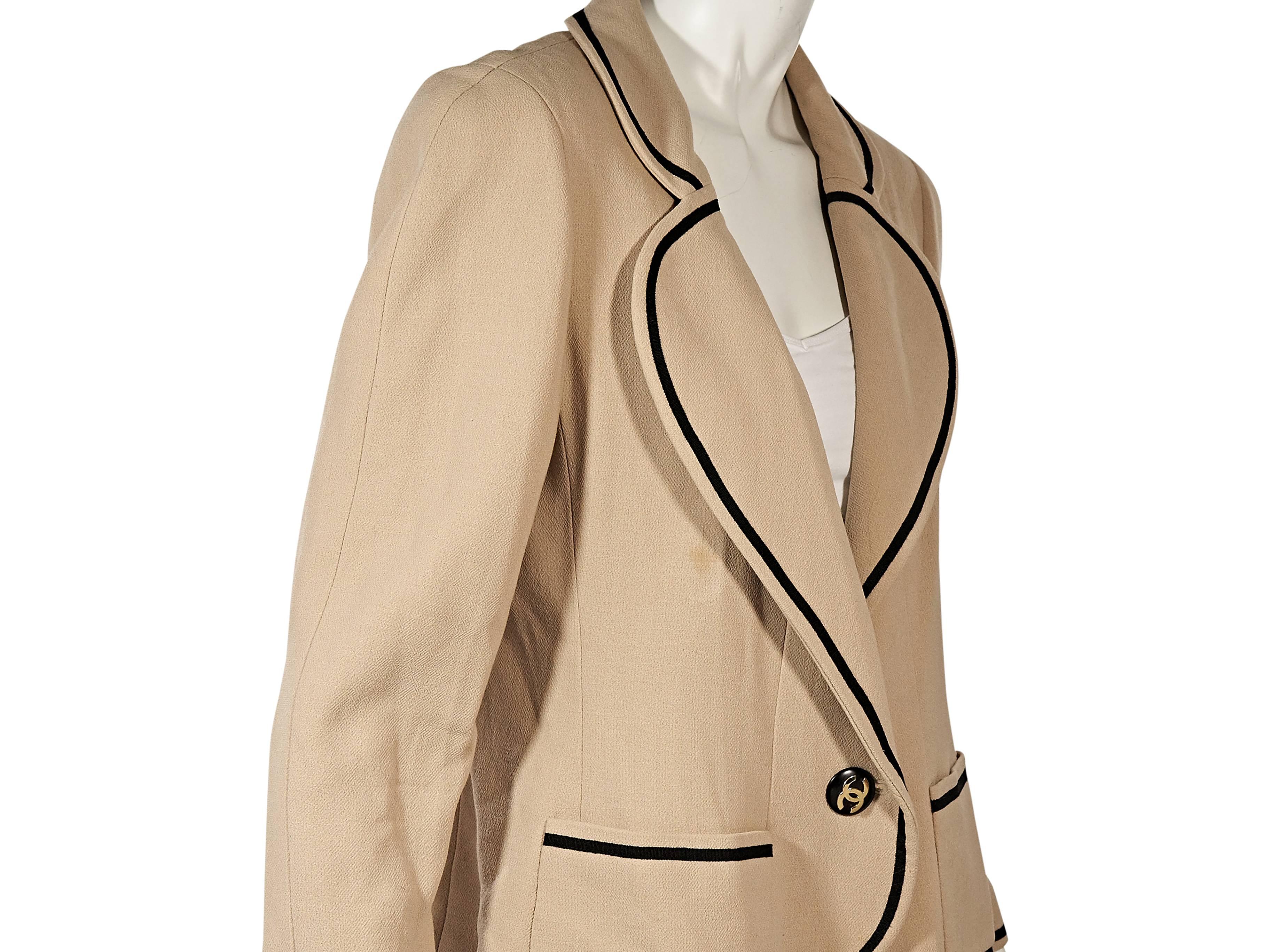 Tan Vintage Chanel Piped Blazer In Good Condition In New York, NY