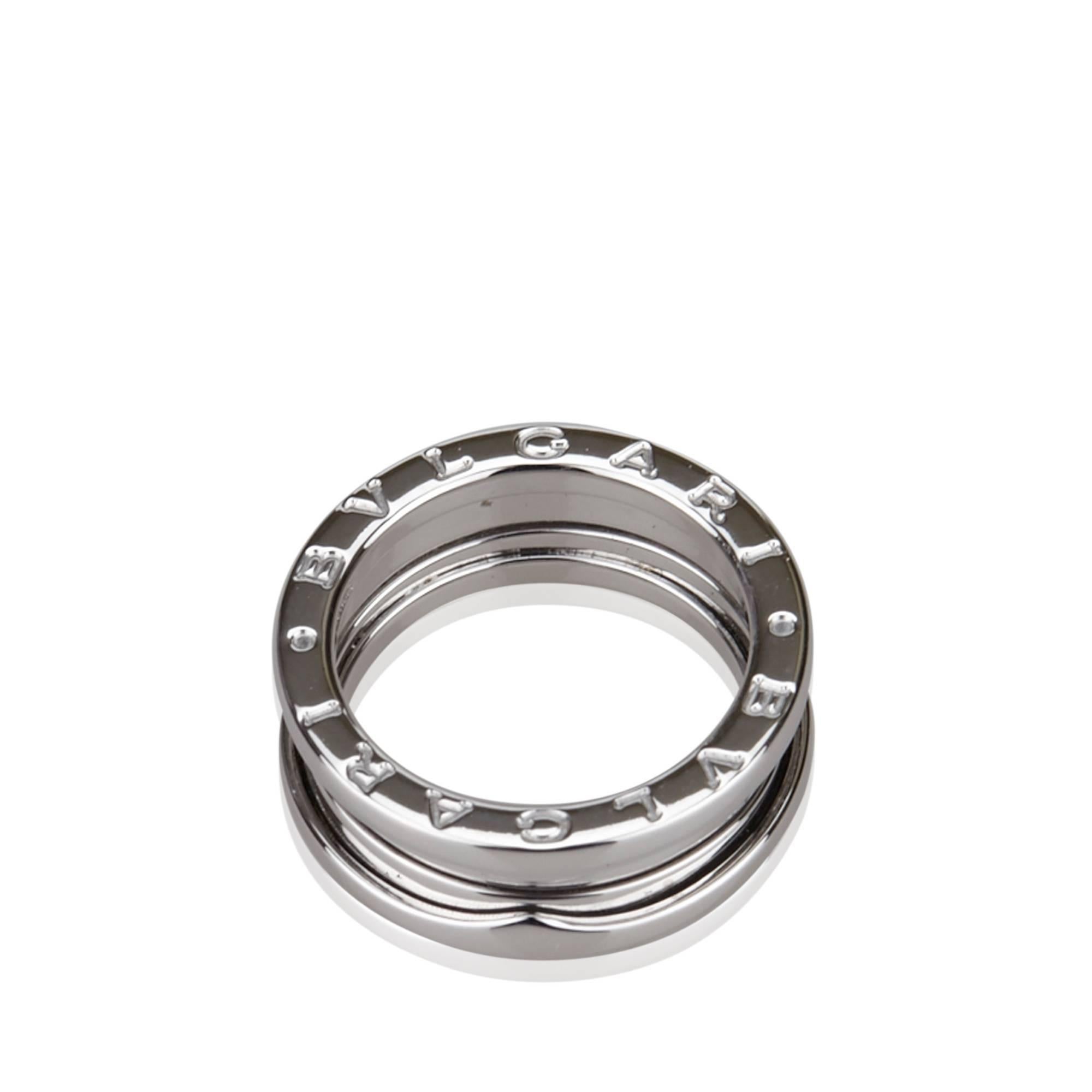 Product details:  White gold B.Zero 1 ring by Bvlgari.  Engraved details. Size 6.
Condition: Excellent. 


