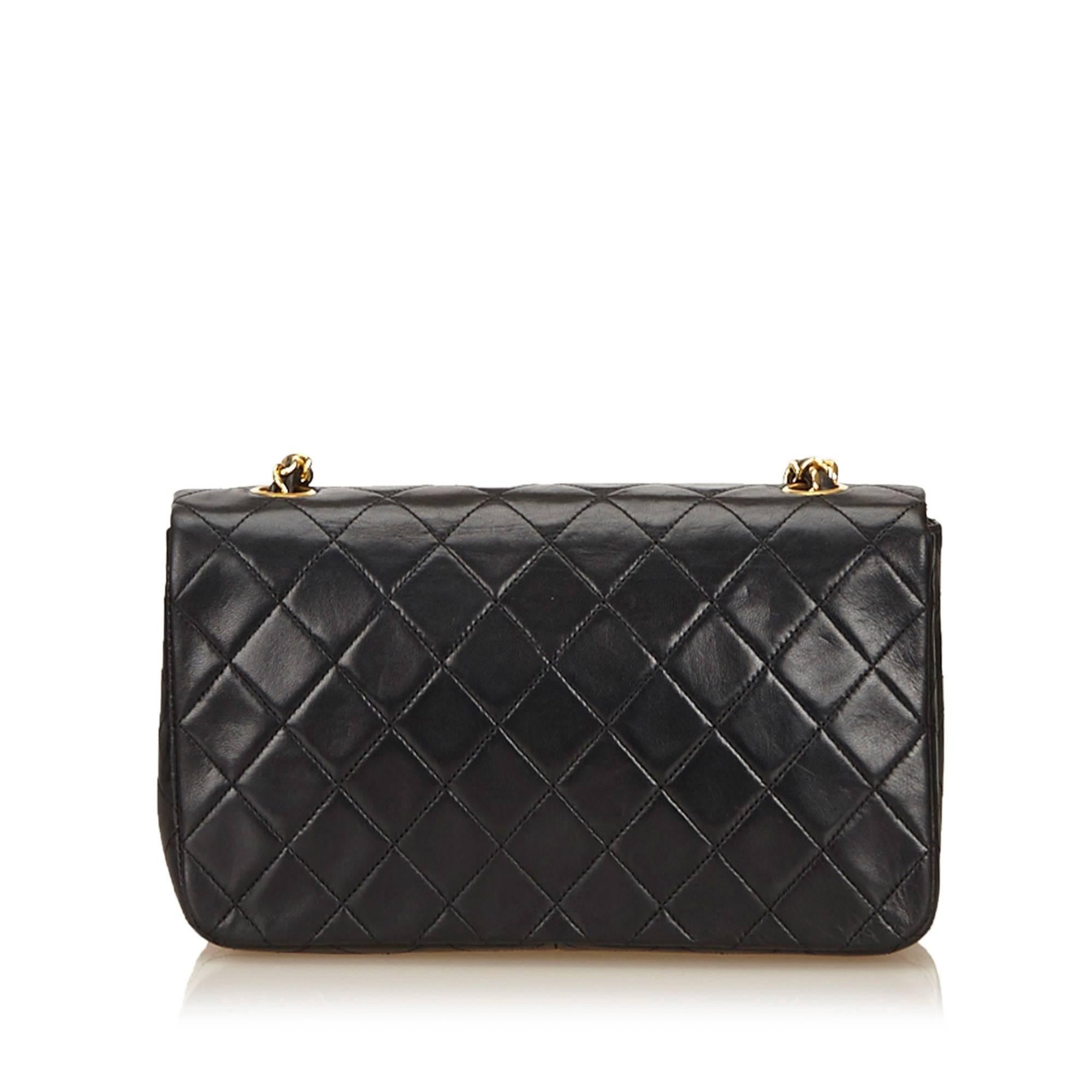 Black Chanel Quilted Lambskin Flap Bag In Good Condition In New York, NY