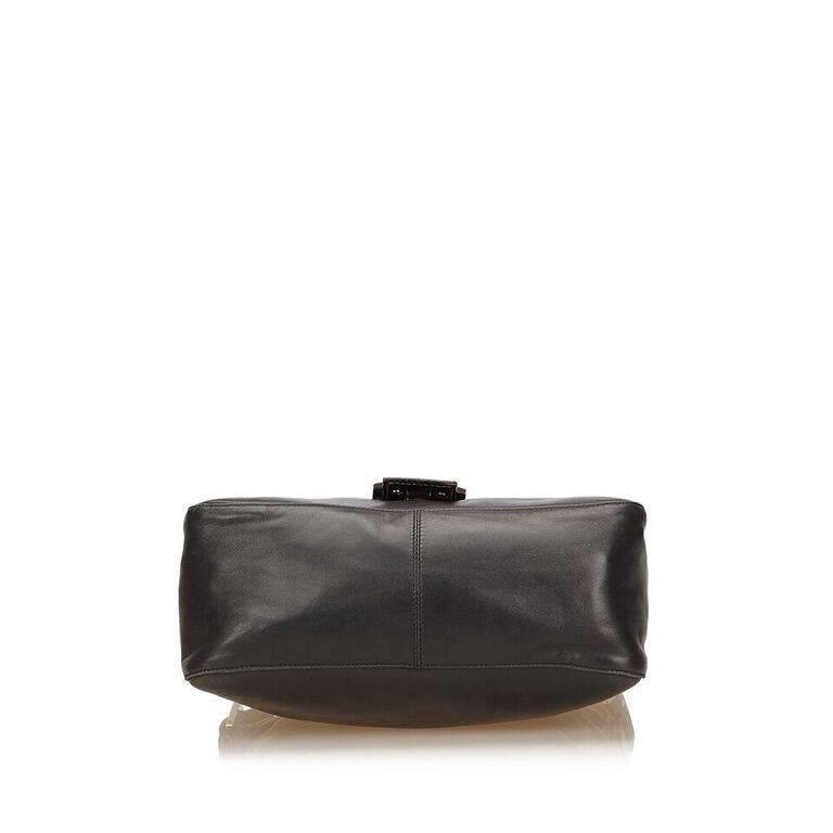 Women's Black Fendi Leather Baguette Shoulder Bag