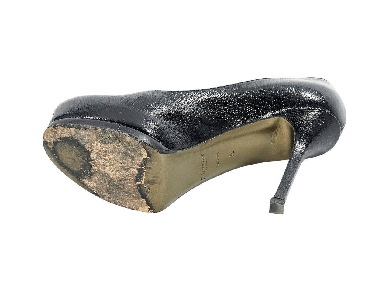Black Yves Saint Lauret Leather Platform Pumps In Excellent Condition In New York, NY