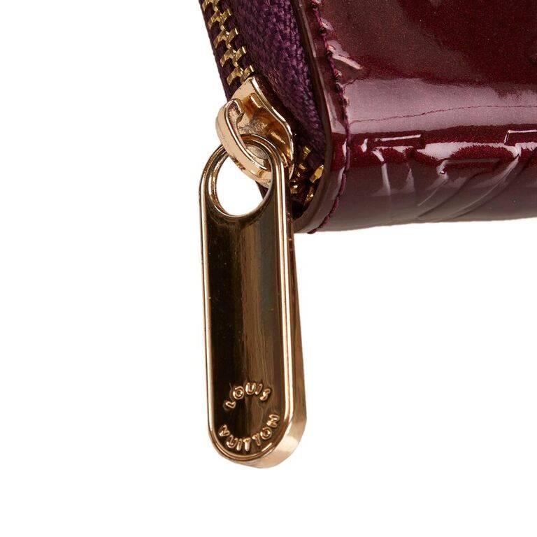 Women's Louis Vuitton Purple Vernis Zippy Wallet