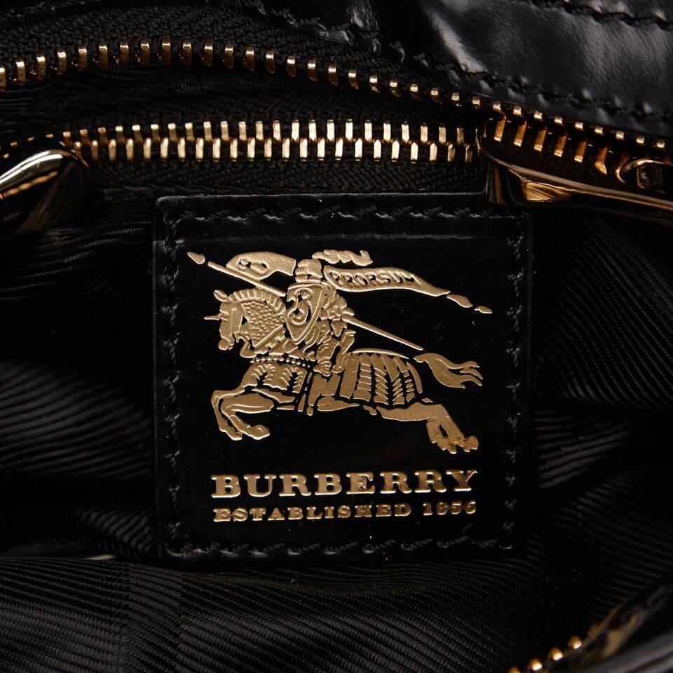 Burberry Black Nylon and Leather Crossbody Bag In Good Condition In New York, NY