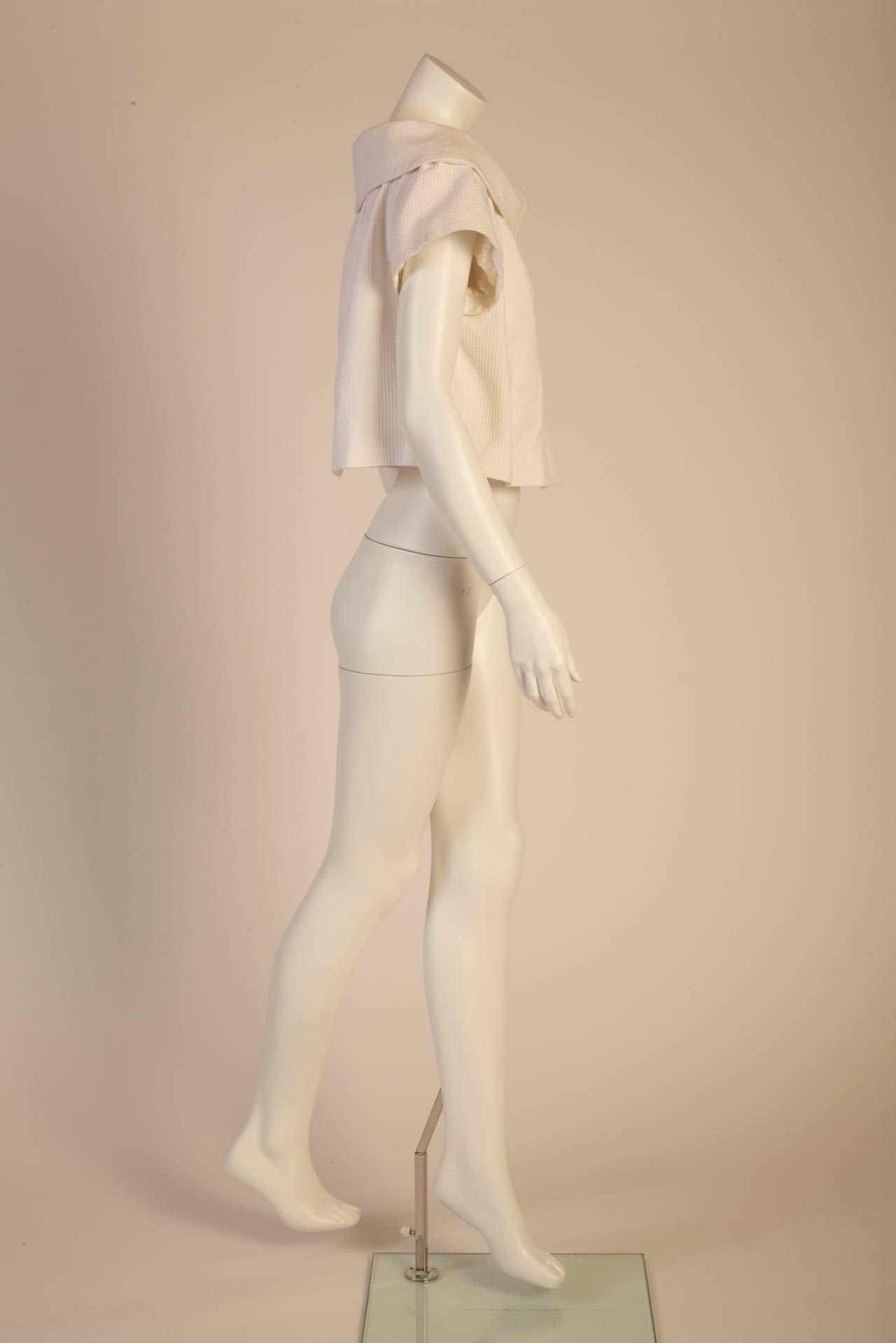 Christian Dior White Cotton Short Sleeved Jacket at 1stdibs