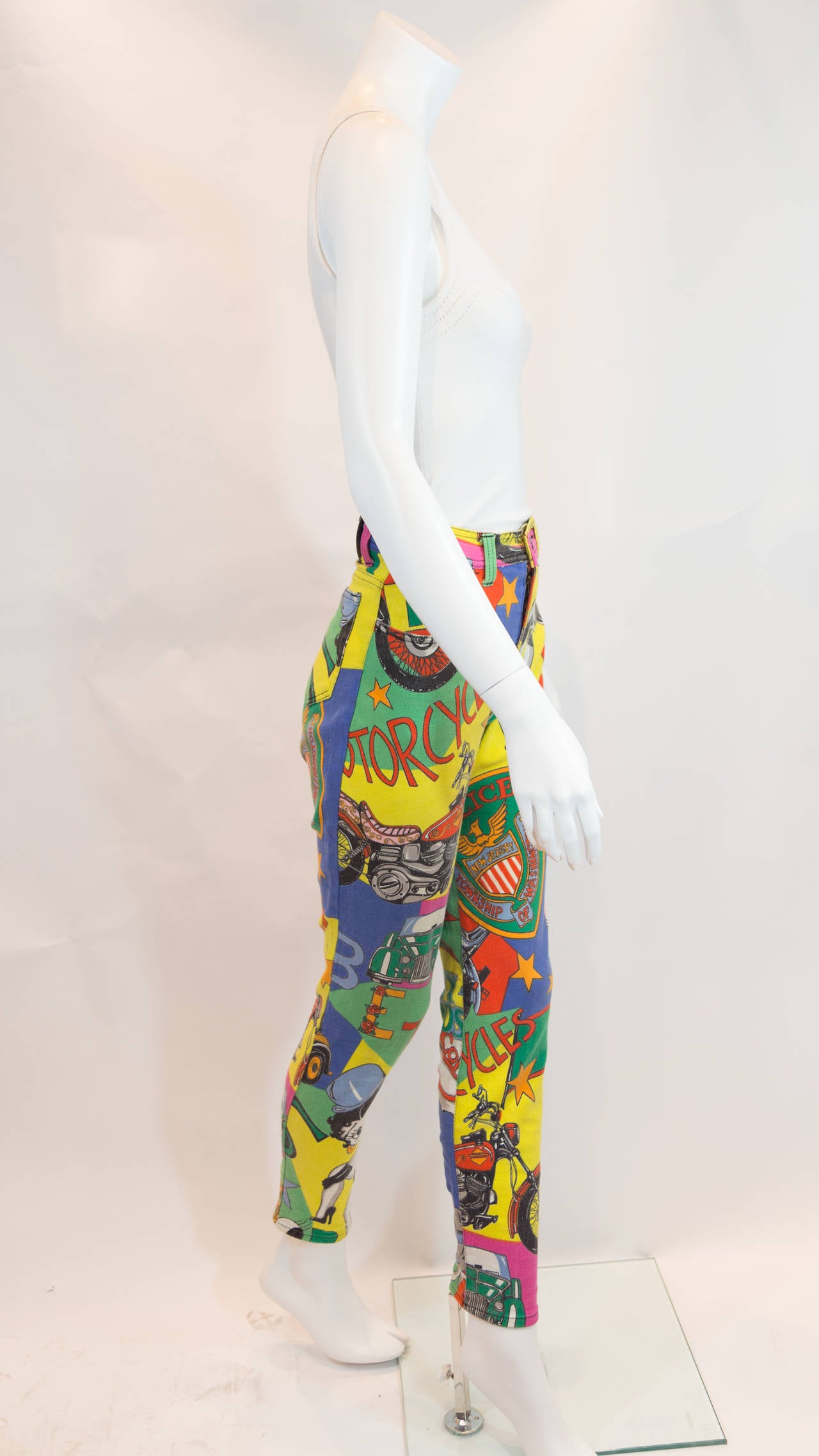 1991 Gianni Versace Betti Boop print jeans. Size 2 skinny jeans with multicolored graphic images.