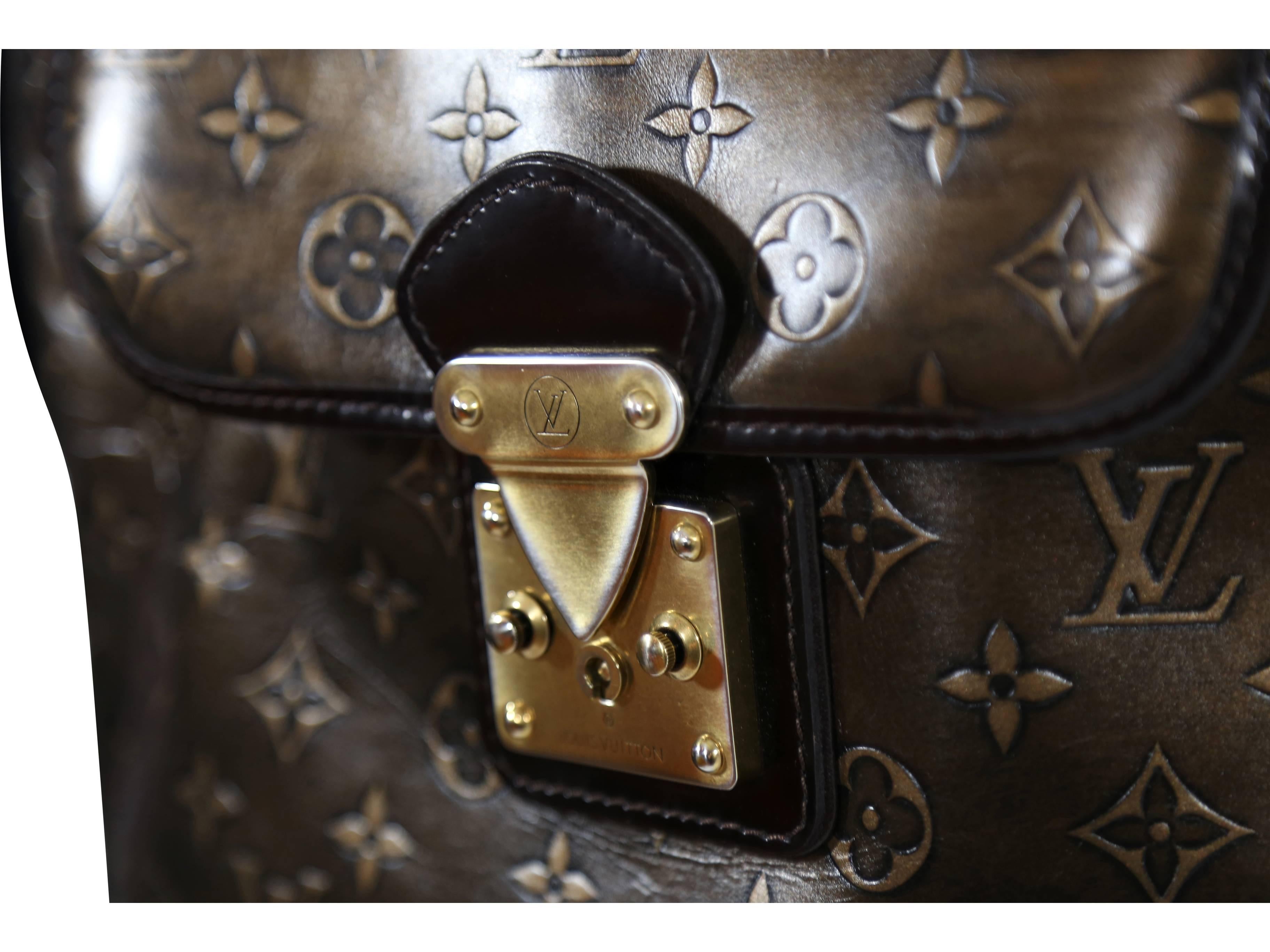Women's Louis Vuitton Sergeant PM Bag