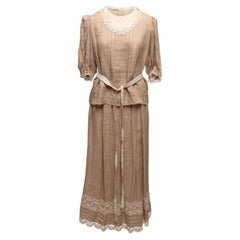 Vintage Tan Oscar de la Renta 1980er Jahre Vintage-Rock-Set mit Spitzenbesatz in Hellbraun, Größe US M