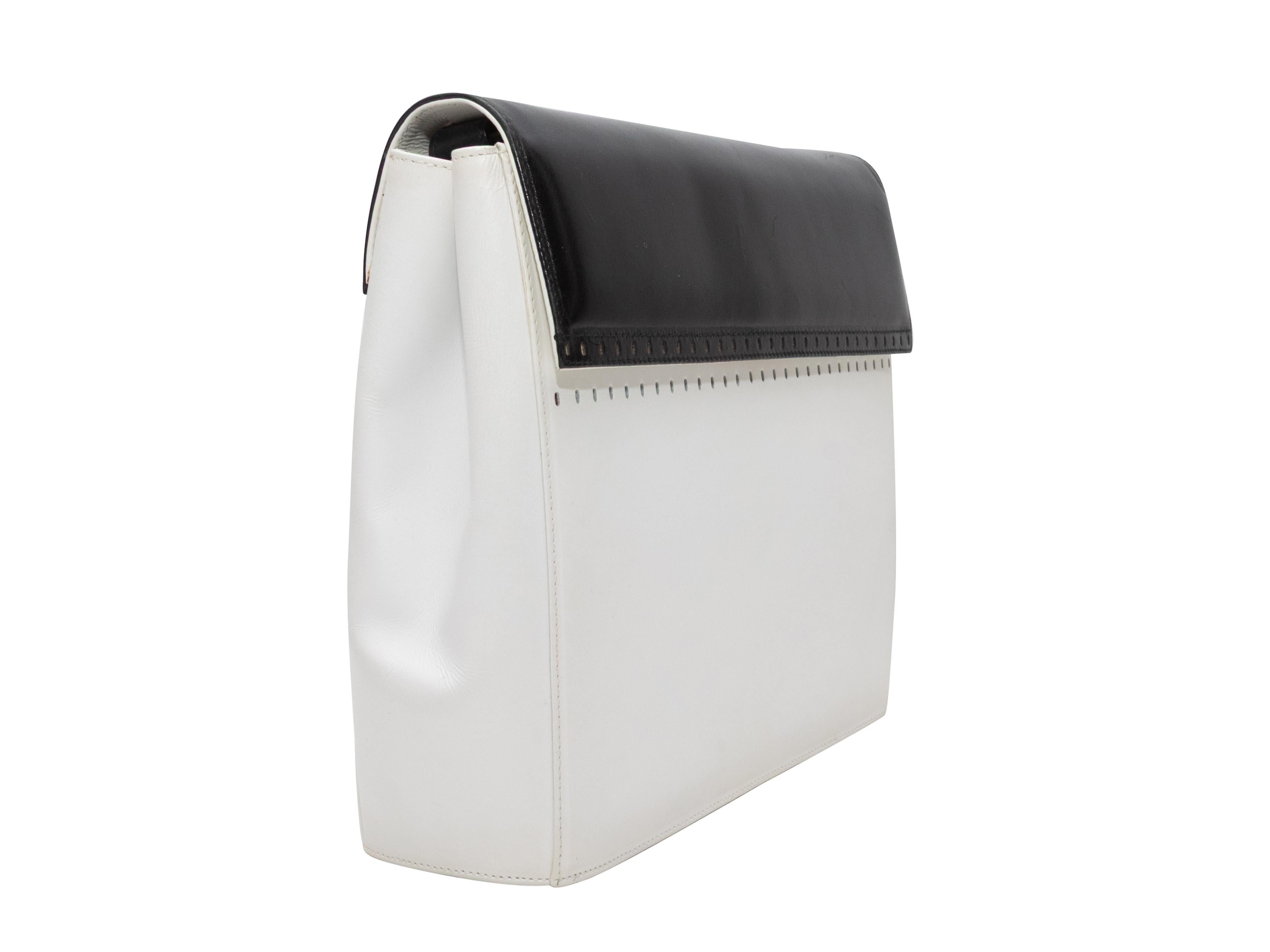 Sac à bandoulière en cuir blanc et noir Salvatore Ferragamo Pour femmes en vente
