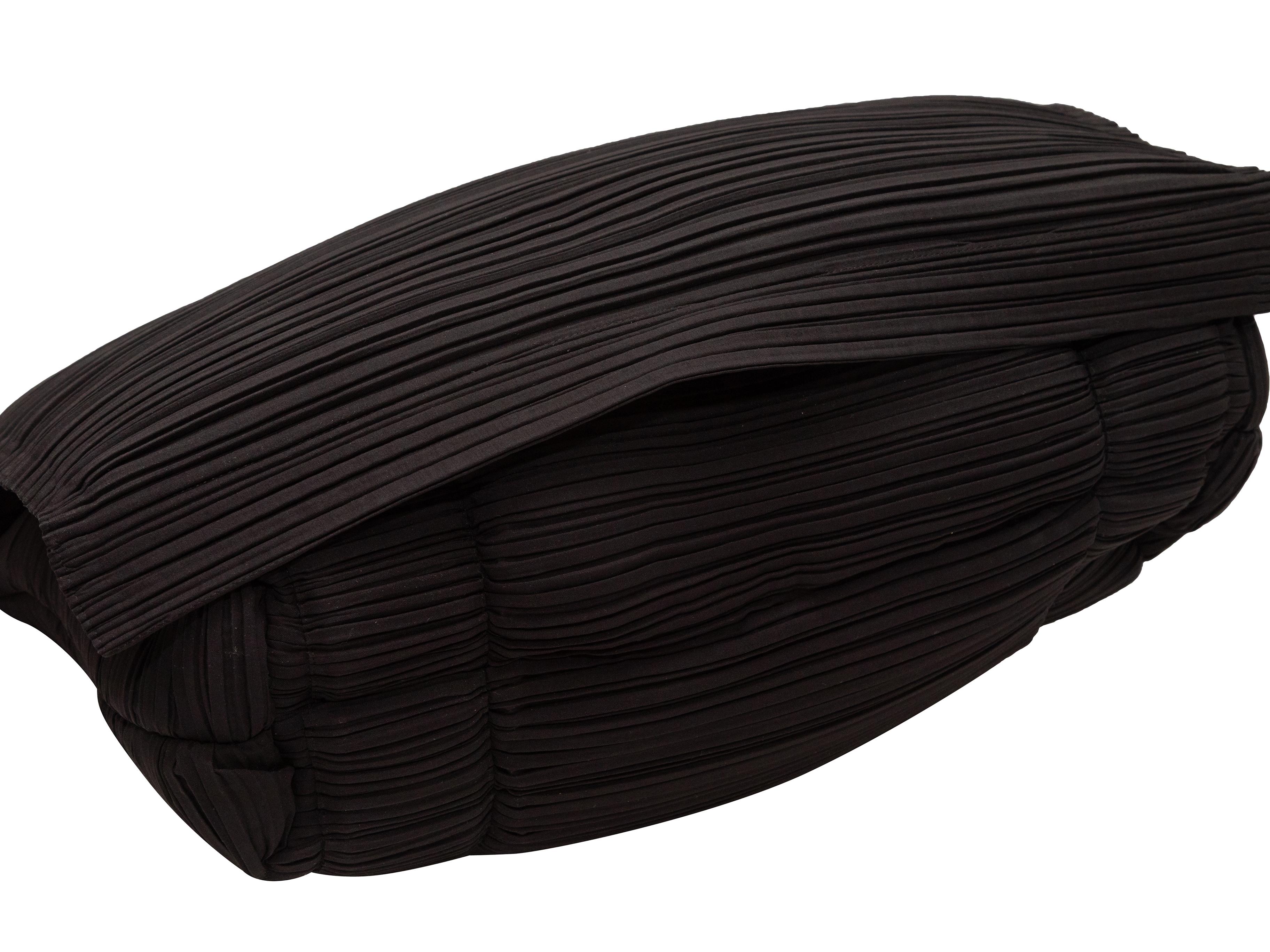 Noir Pleats Please Issey Miyake Sac à bandoulière Plisse en vente 2