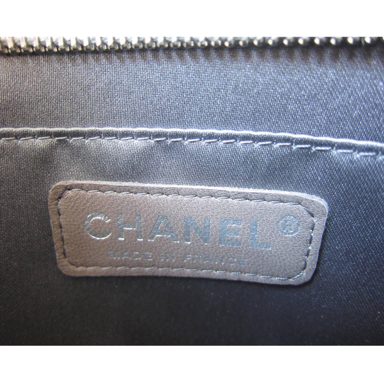 Chanel CC Symbols Metallic Silver Charm Bag 1999 2